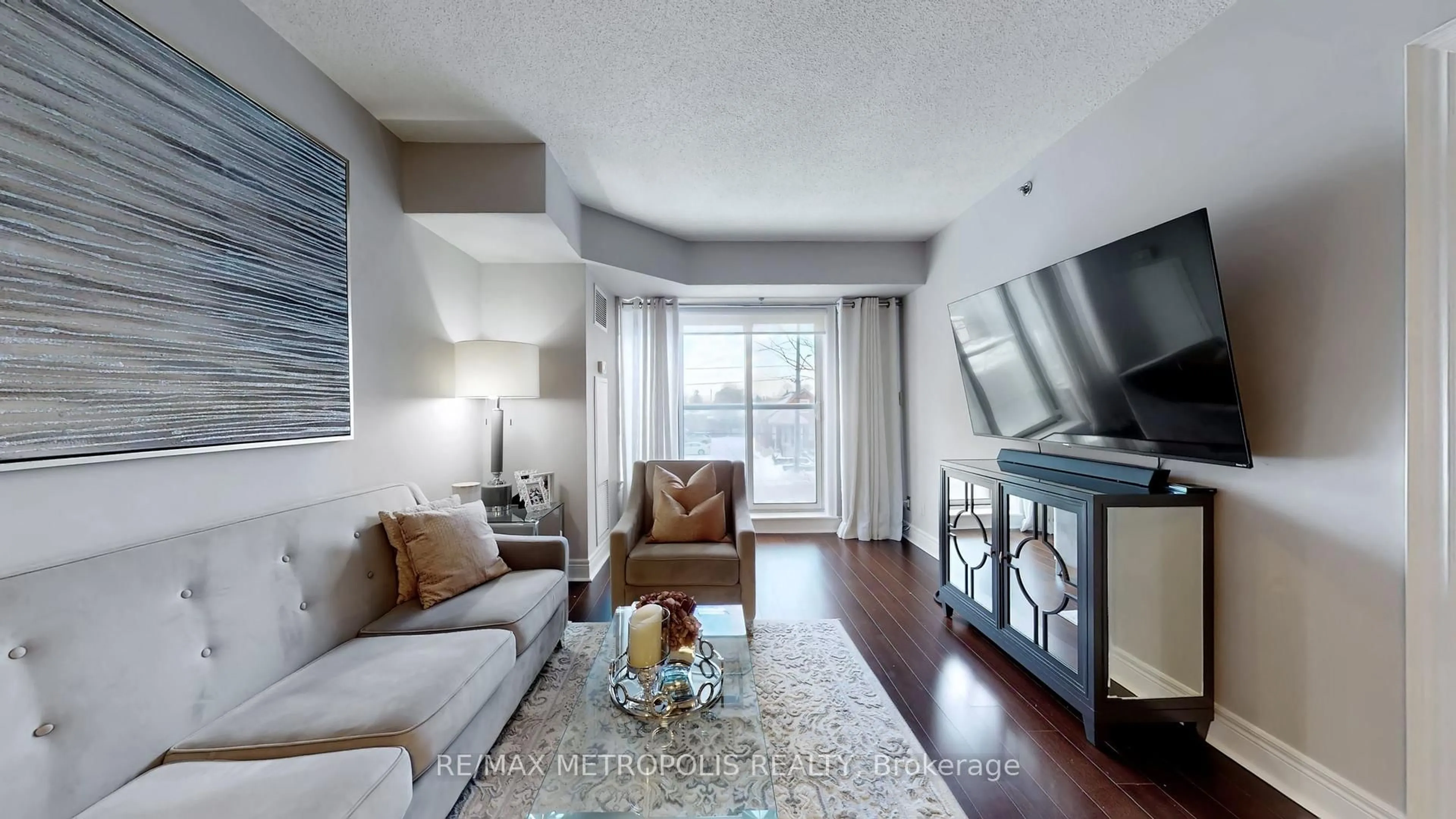 Living room with furniture, unknown for 701 Sheppard Ave #228, Toronto Ontario M3H 0B2