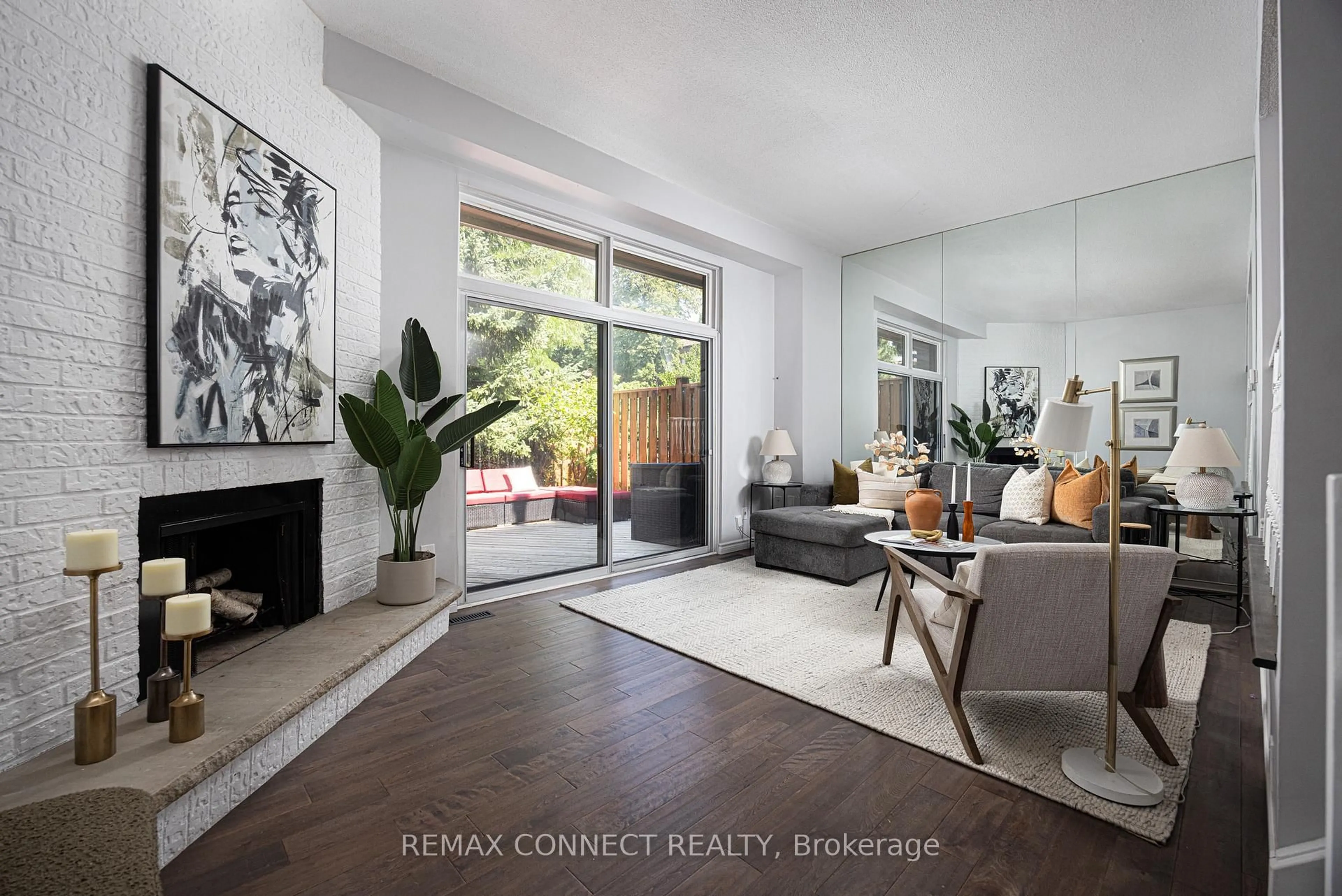 Living room with furniture, unknown for 10 Poets Walk Way, Toronto Ontario M2J 4V2