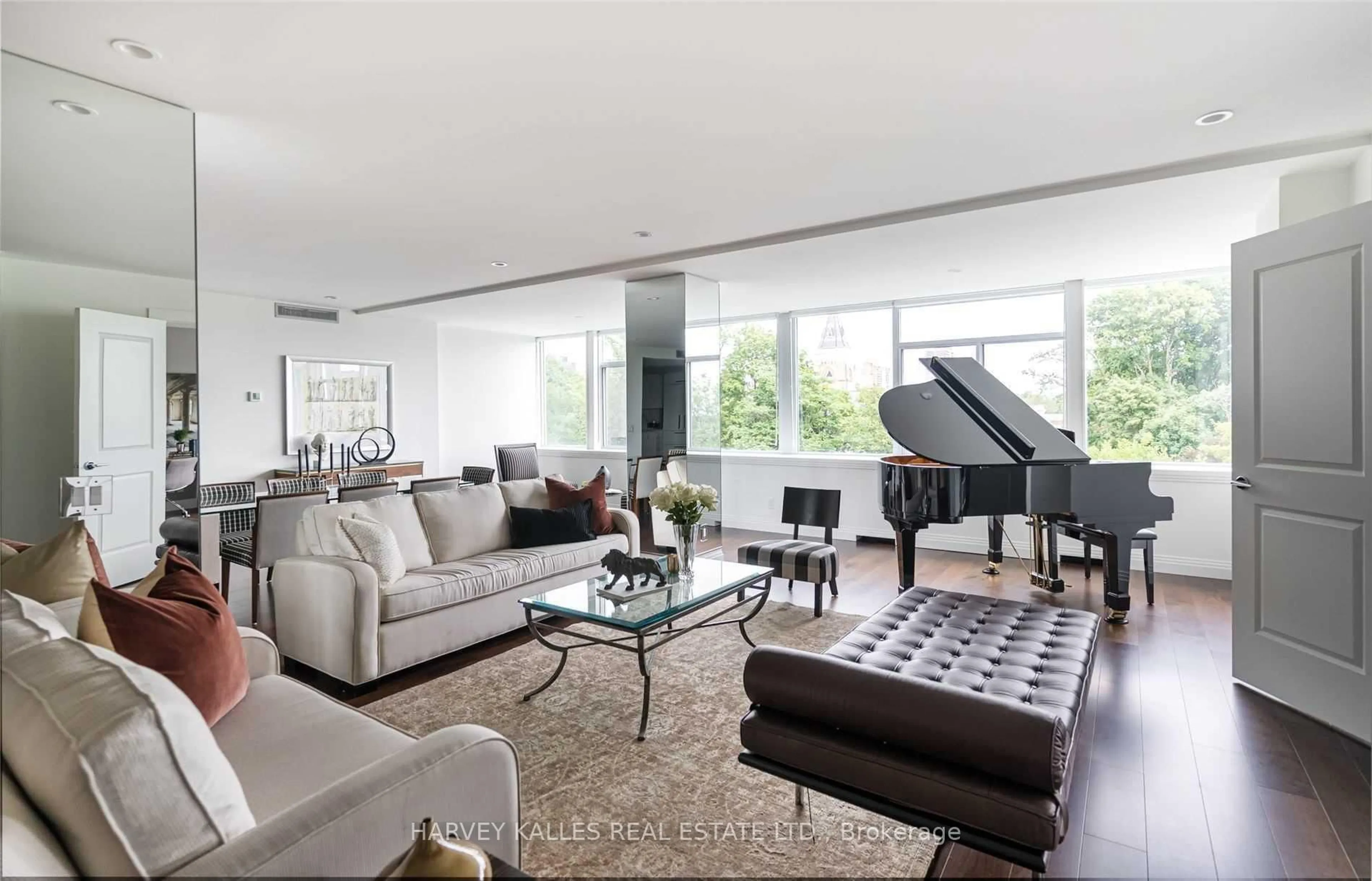 Living room with furniture, unknown for 1 Benvenuto Pl #320, Toronto Ontario M4V 2L1