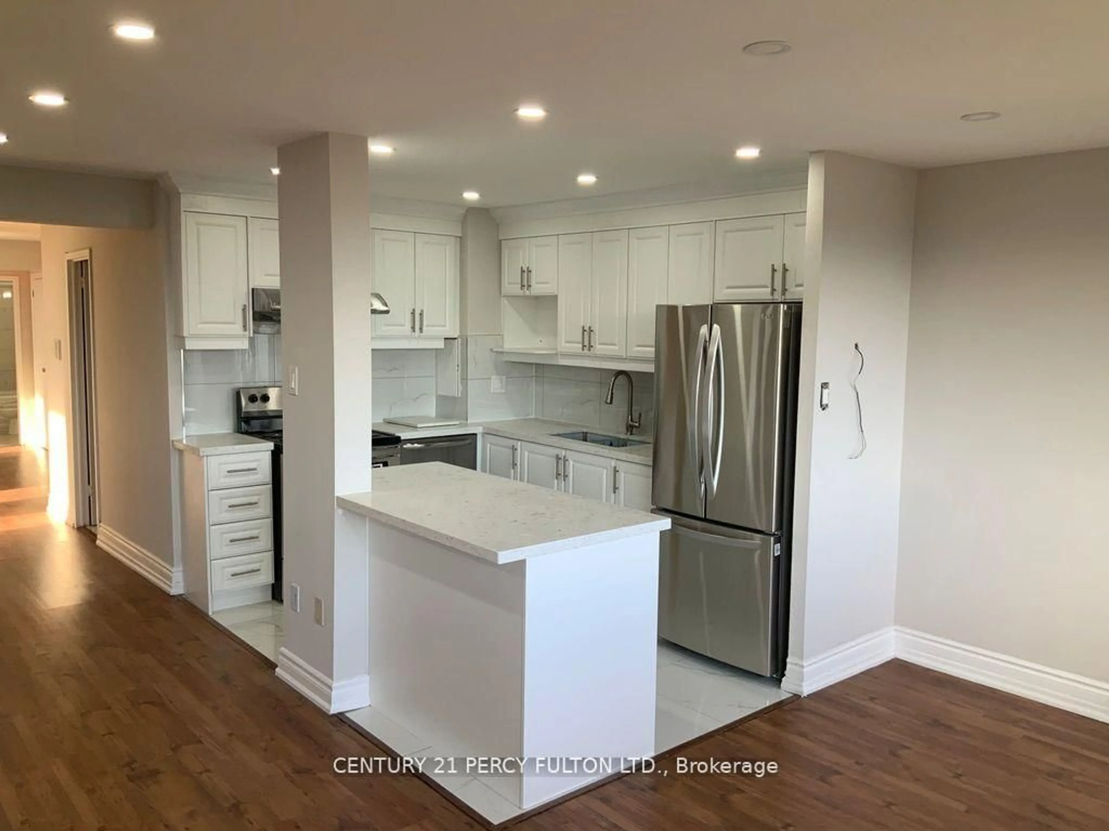 Open concept kitchen, unknown for 10 Sunny Glen Way #1904, Toronto Ontario M3C 2Z3