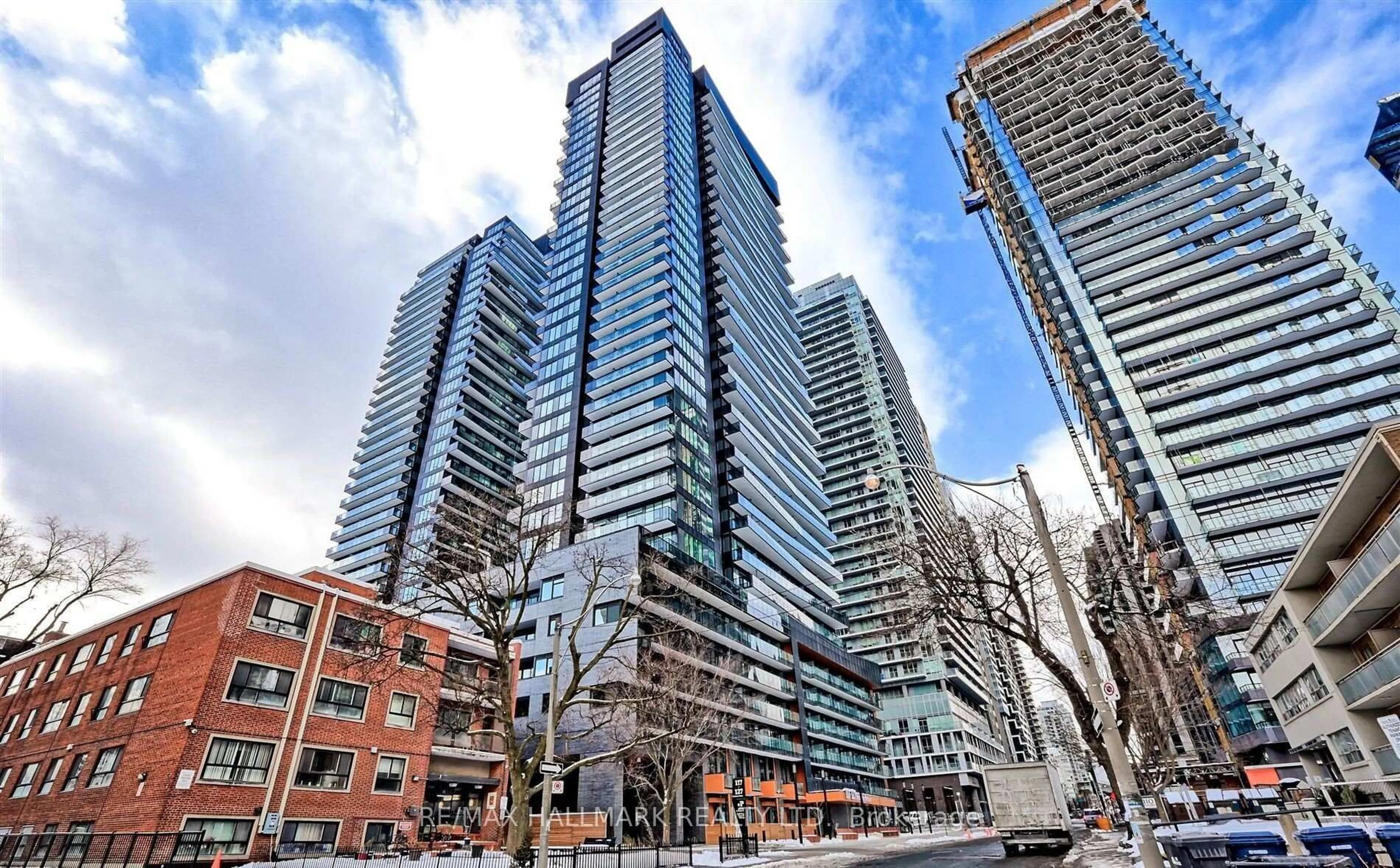 Unknown for 127 Broadway Ave #1810, Toronto Ontario M4P 1V4