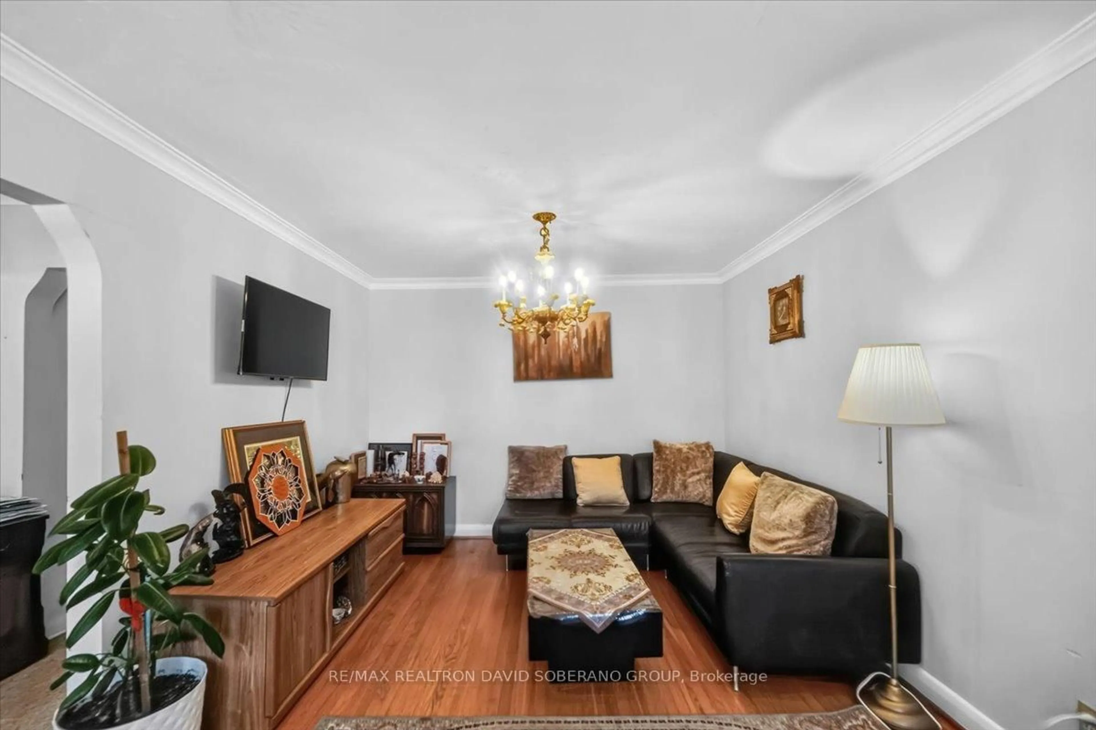 Living room with furniture, unknown for 19 Wigan Cres, Toronto Ontario M3H 3A3