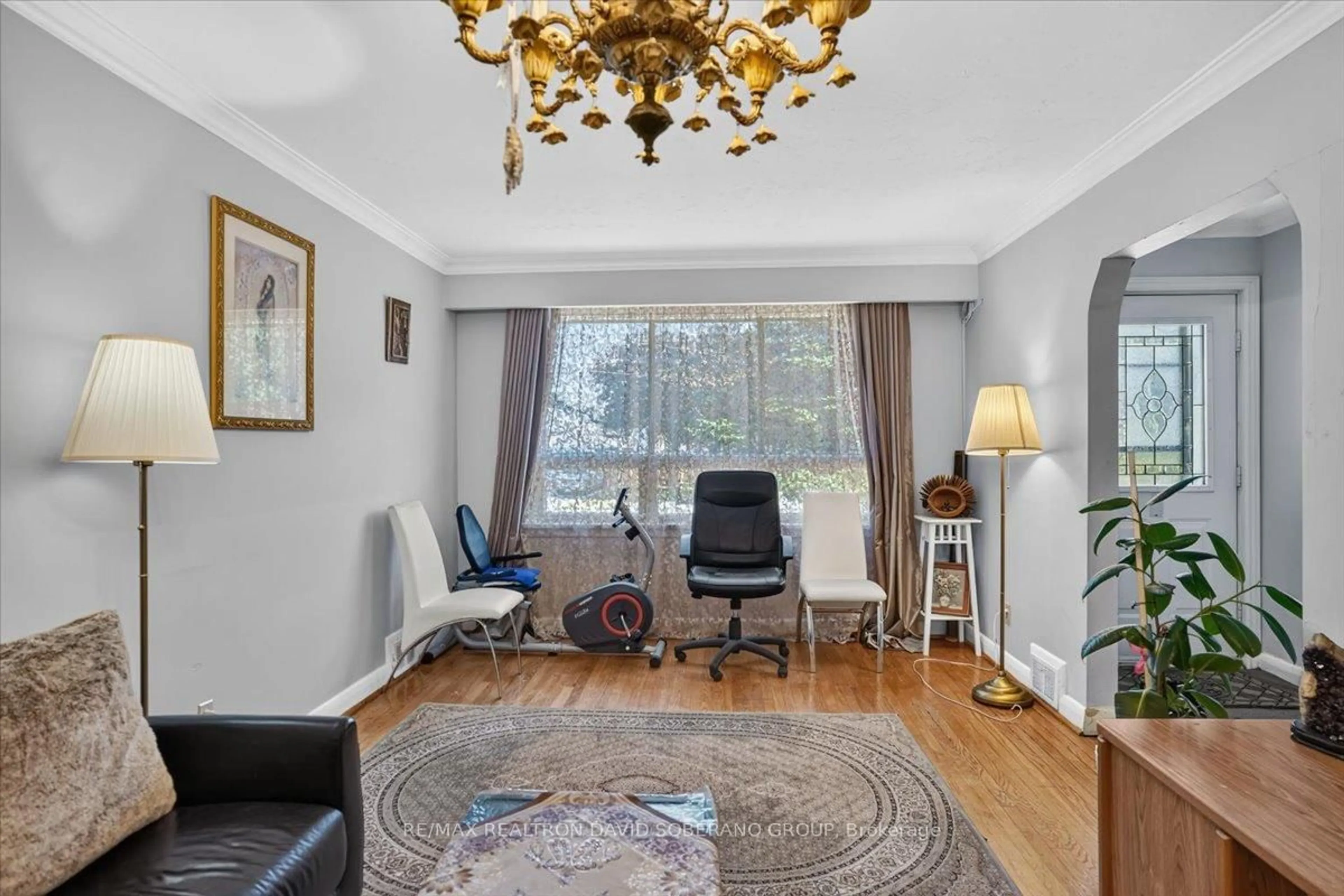 Living room with furniture, unknown for 19 Wigan Cres, Toronto Ontario M3H 3A3