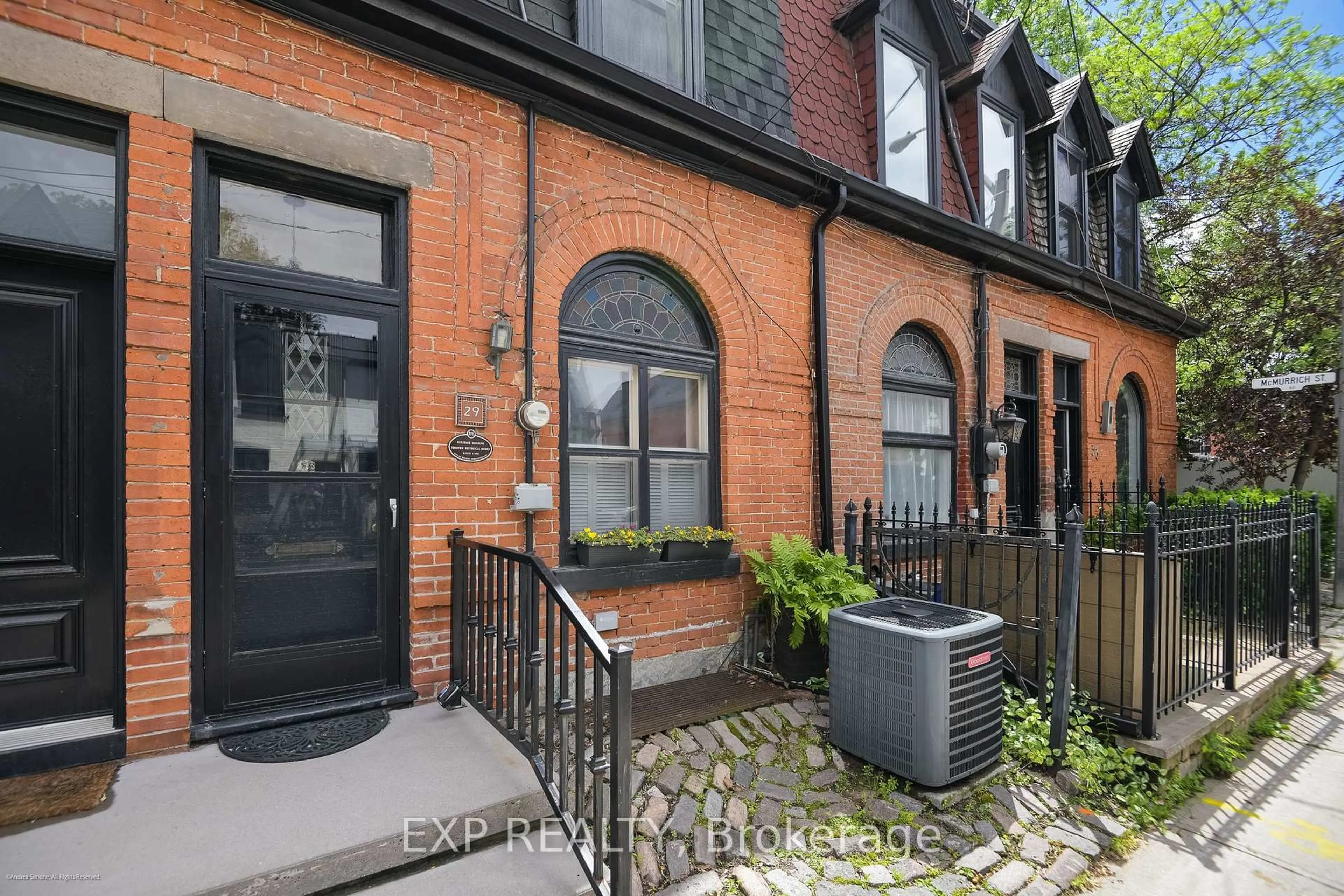 Unknown for 29 Belmont St, Toronto Ontario M5R 1P9