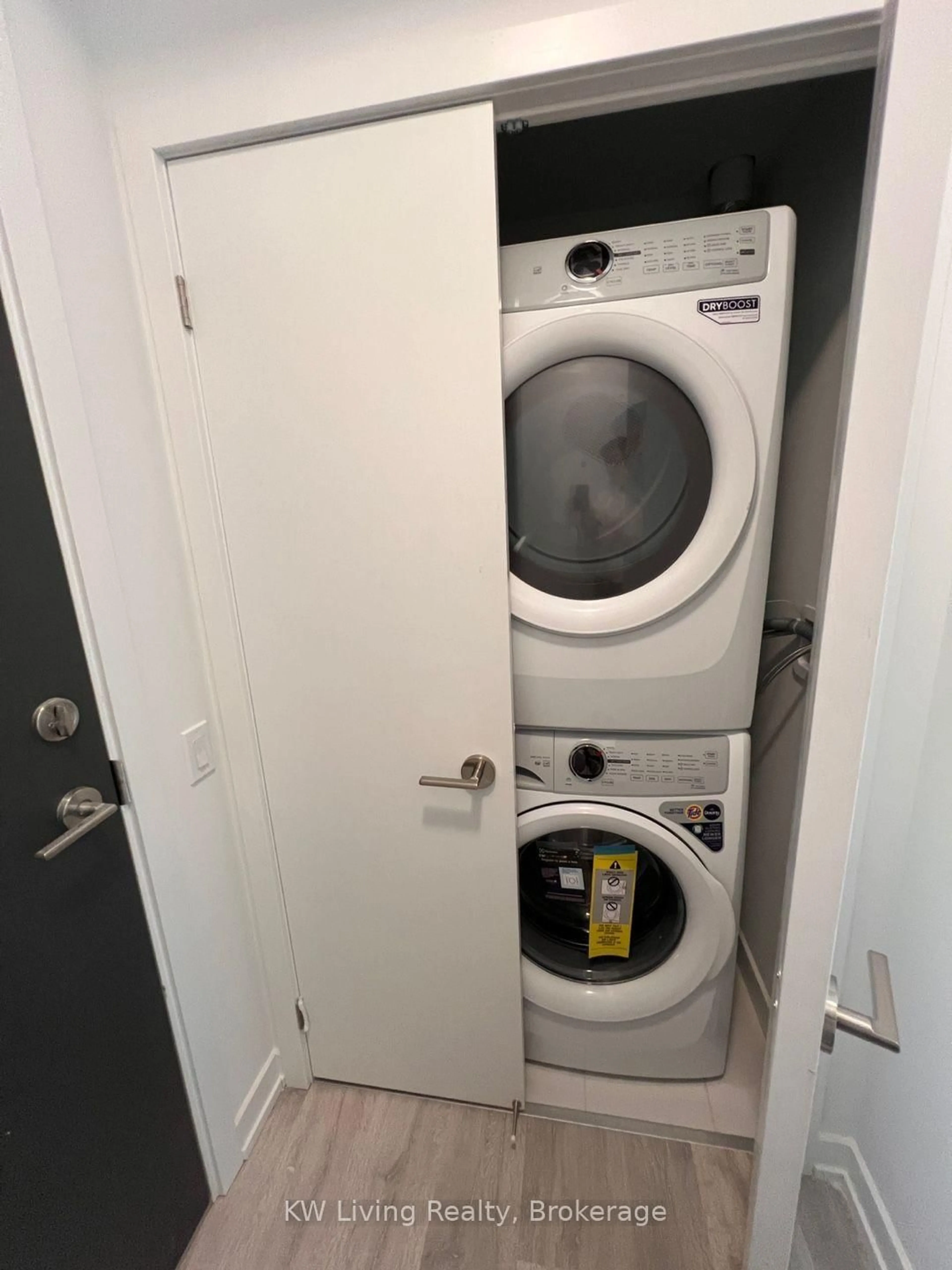 Laundry room for 8 Olympic Garden Dr #2408, Toronto Ontario M2M 0B9