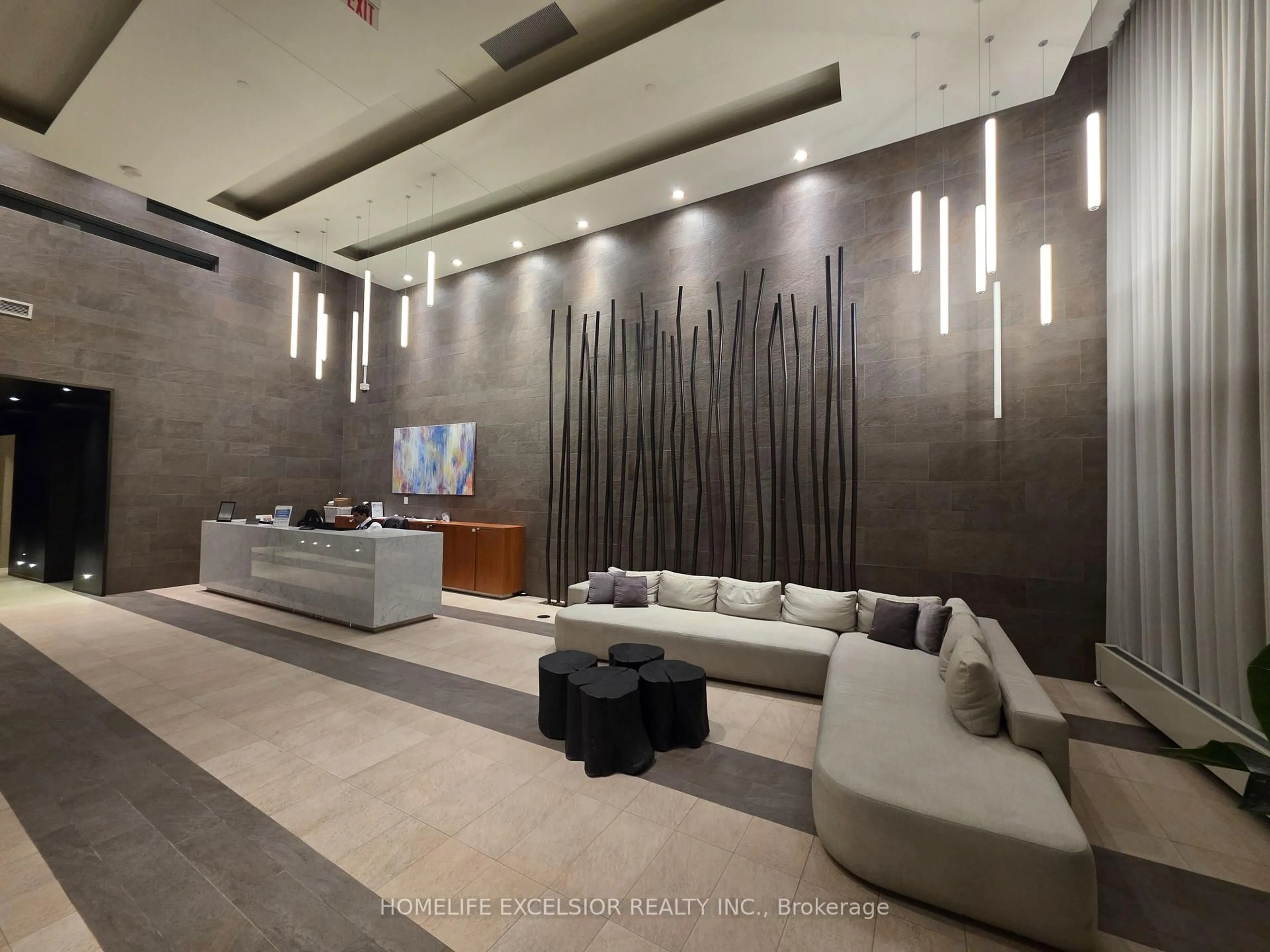 Lobby for 72 Esther Shiner Blvd #601, Toronto Ontario M2K 0C4