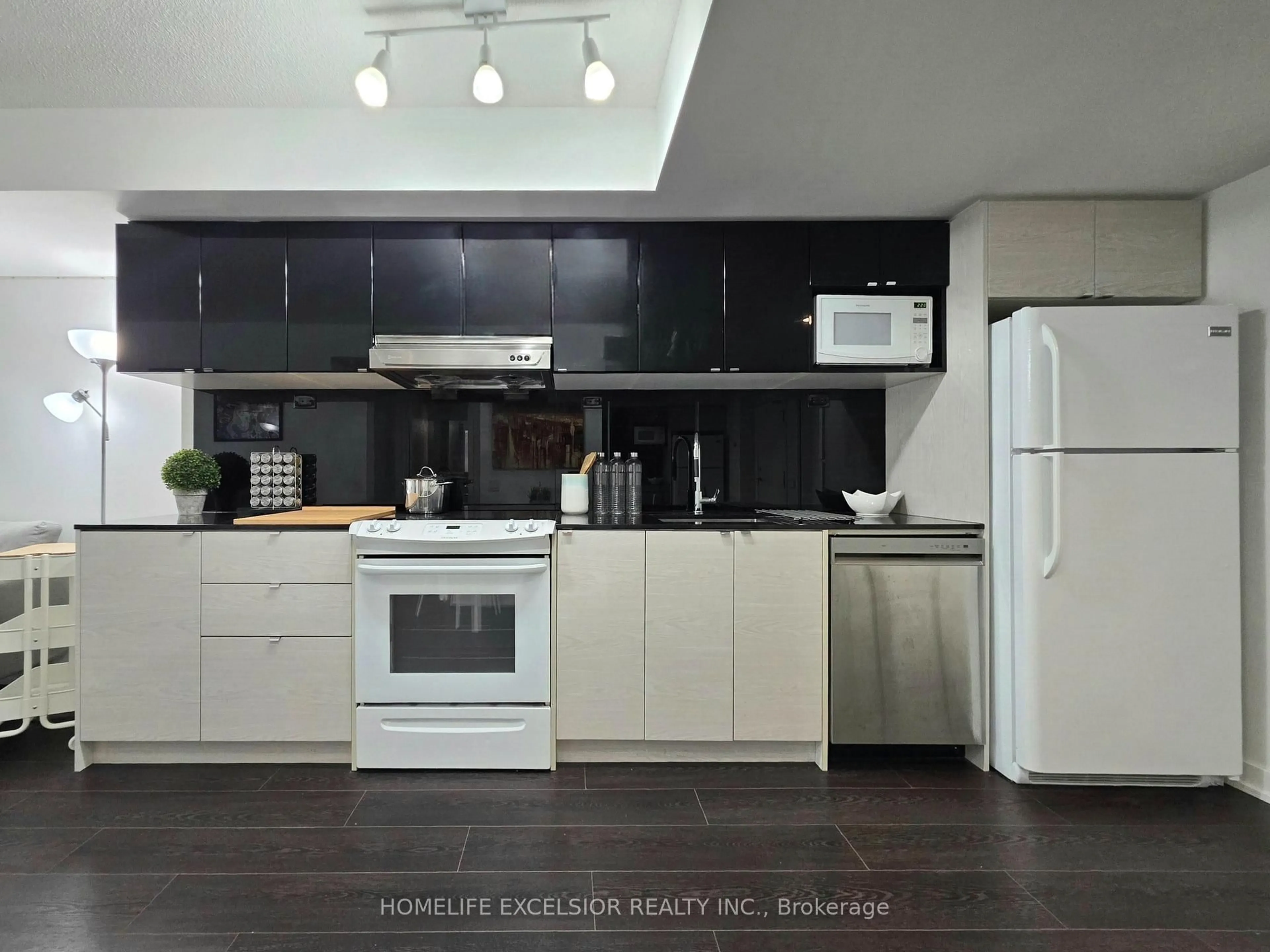 Unknown for 72 Esther Shiner Blvd #601, Toronto Ontario M2K 0C4