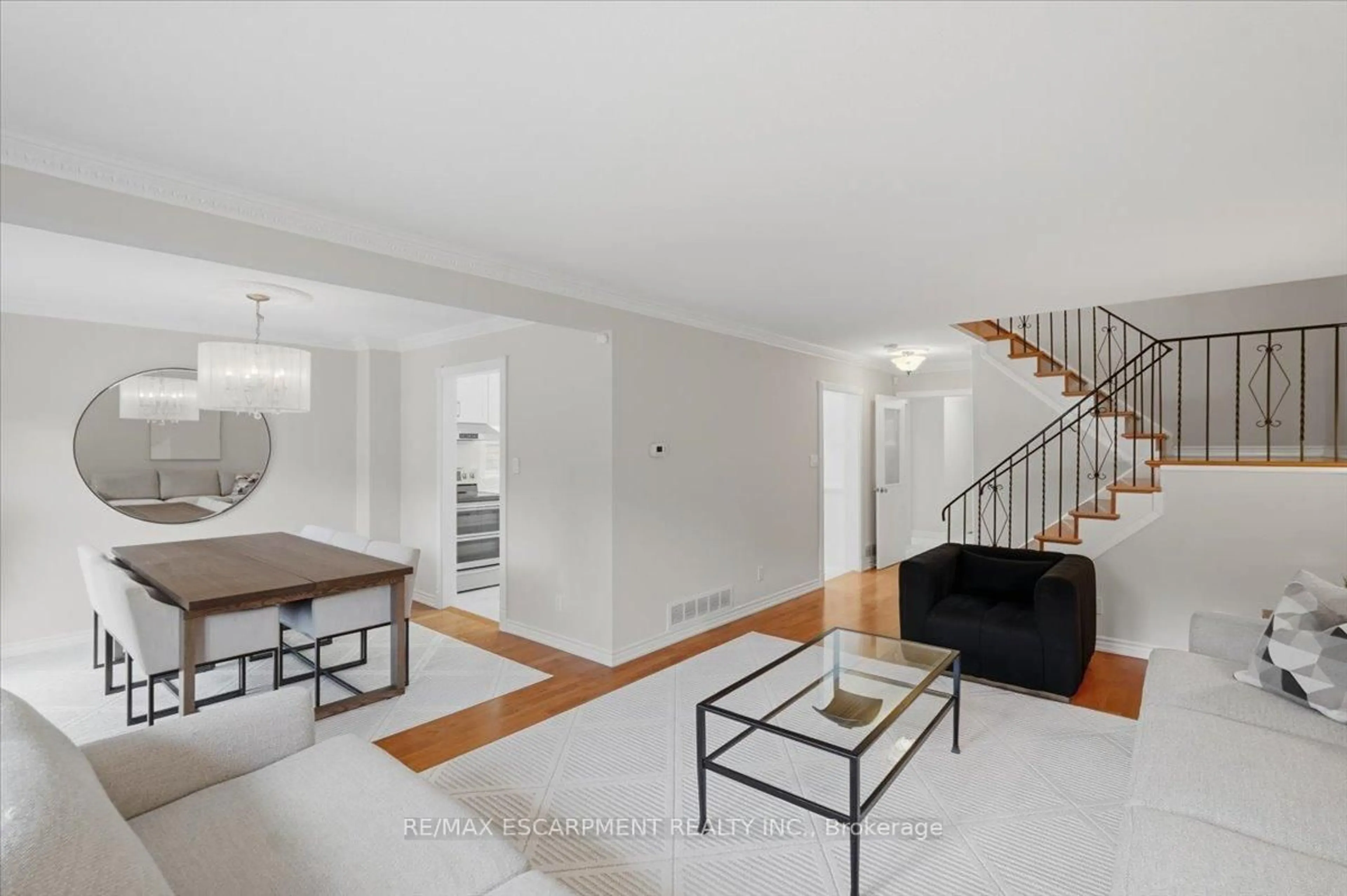 Unknown for 19 Picola Crt, Toronto Ontario M2H 2N2