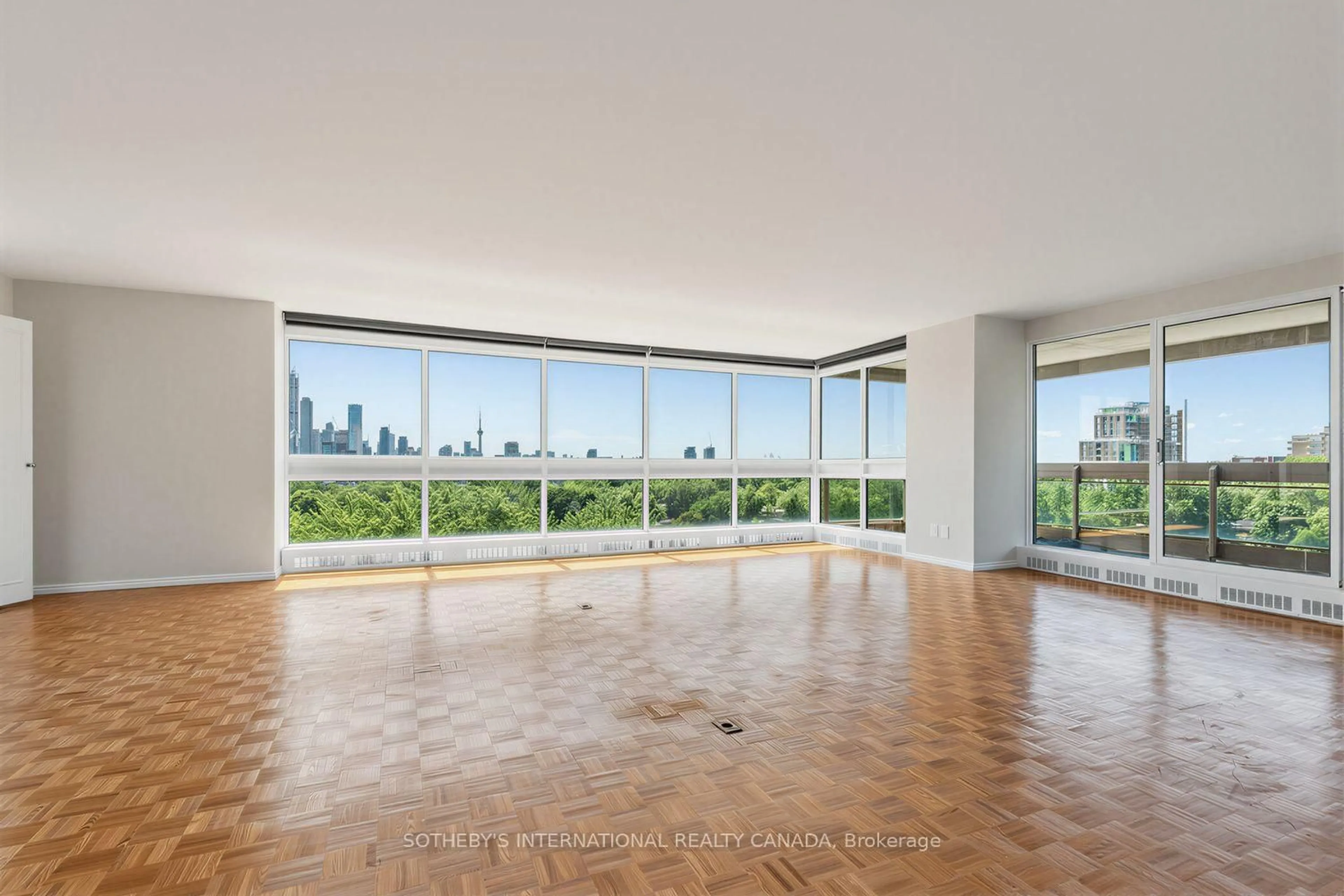 A pic of a room for 61 St Clair Ave #902, Toronto Ontario M4V 2Y8