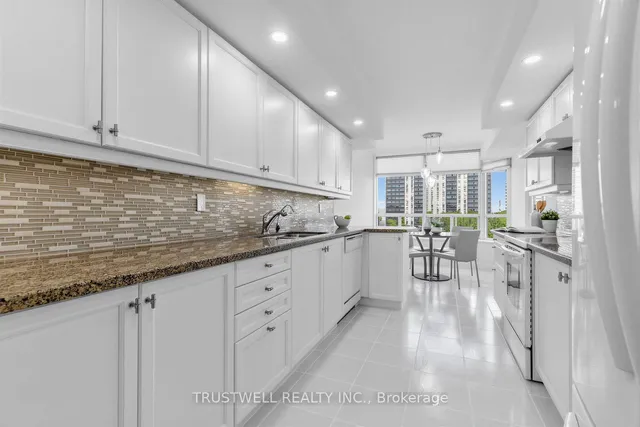3181 Bayview Ave #703, Toronto 5