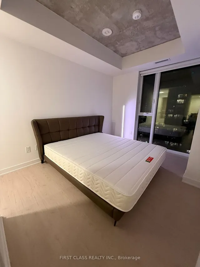 65 Mutual St #2804, Toronto 4