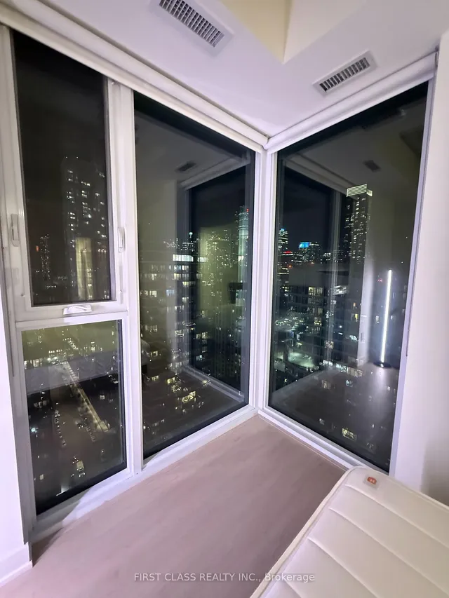 65 Mutual St #2804, Toronto 5