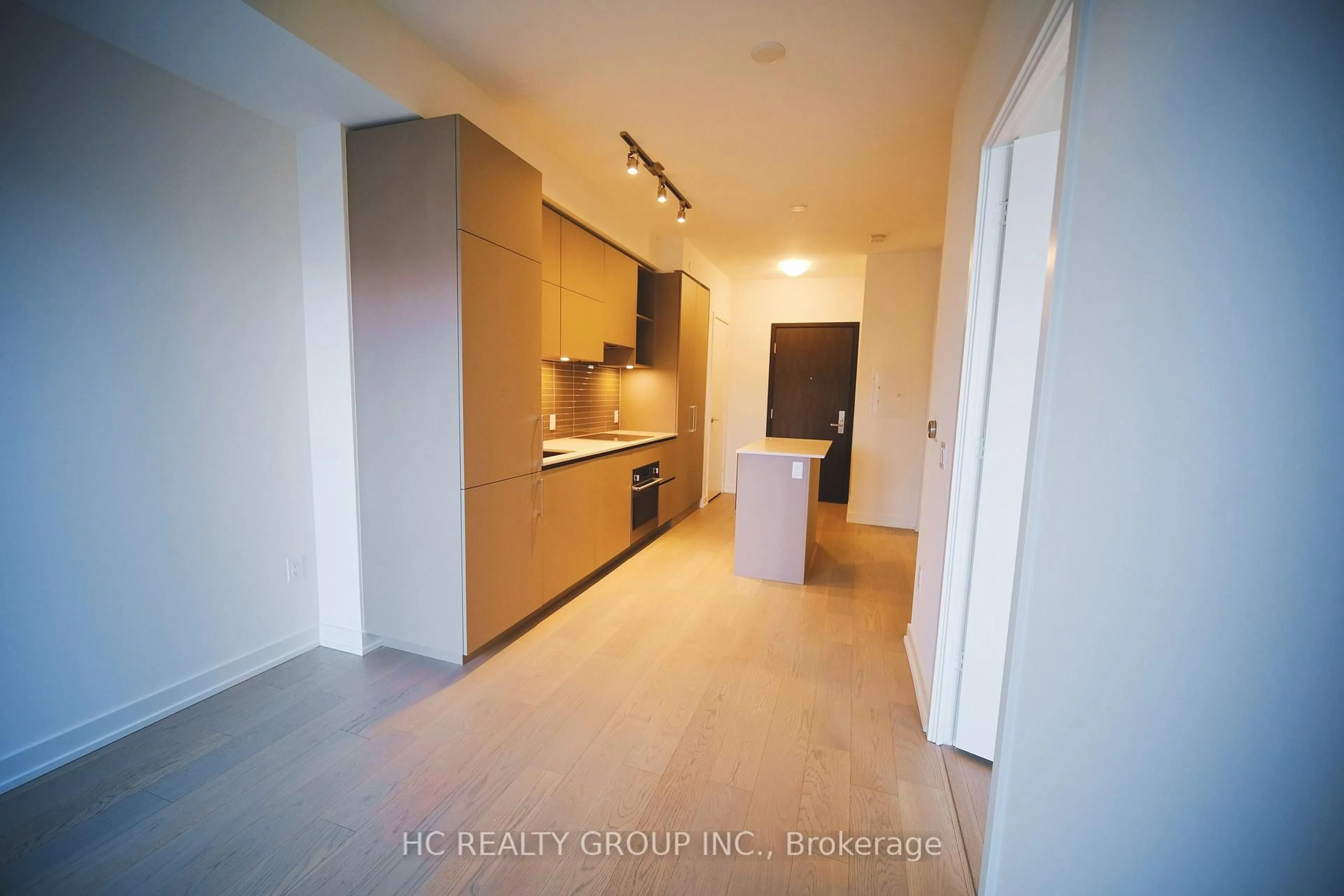 Standard kitchen, unknown for 1 Yorkville Ave 4512 Ave, Toronto Ontario M4W 0B1