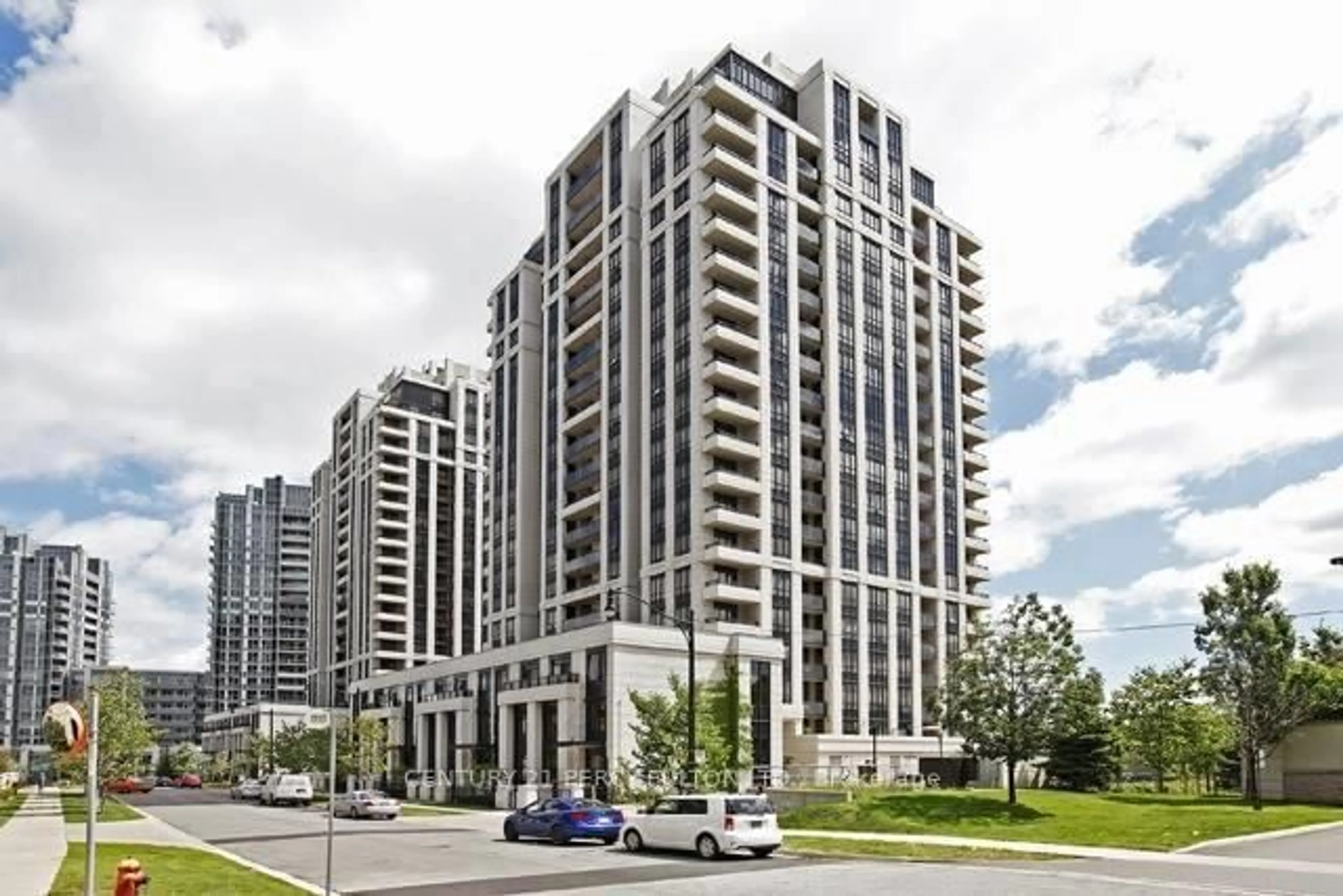 Indoor foyer for 100 Harrison Garden Blvd #PH14, Toronto Ontario M2N 0C2