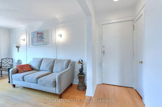 1646 Bathurst St #17, Toronto 4
