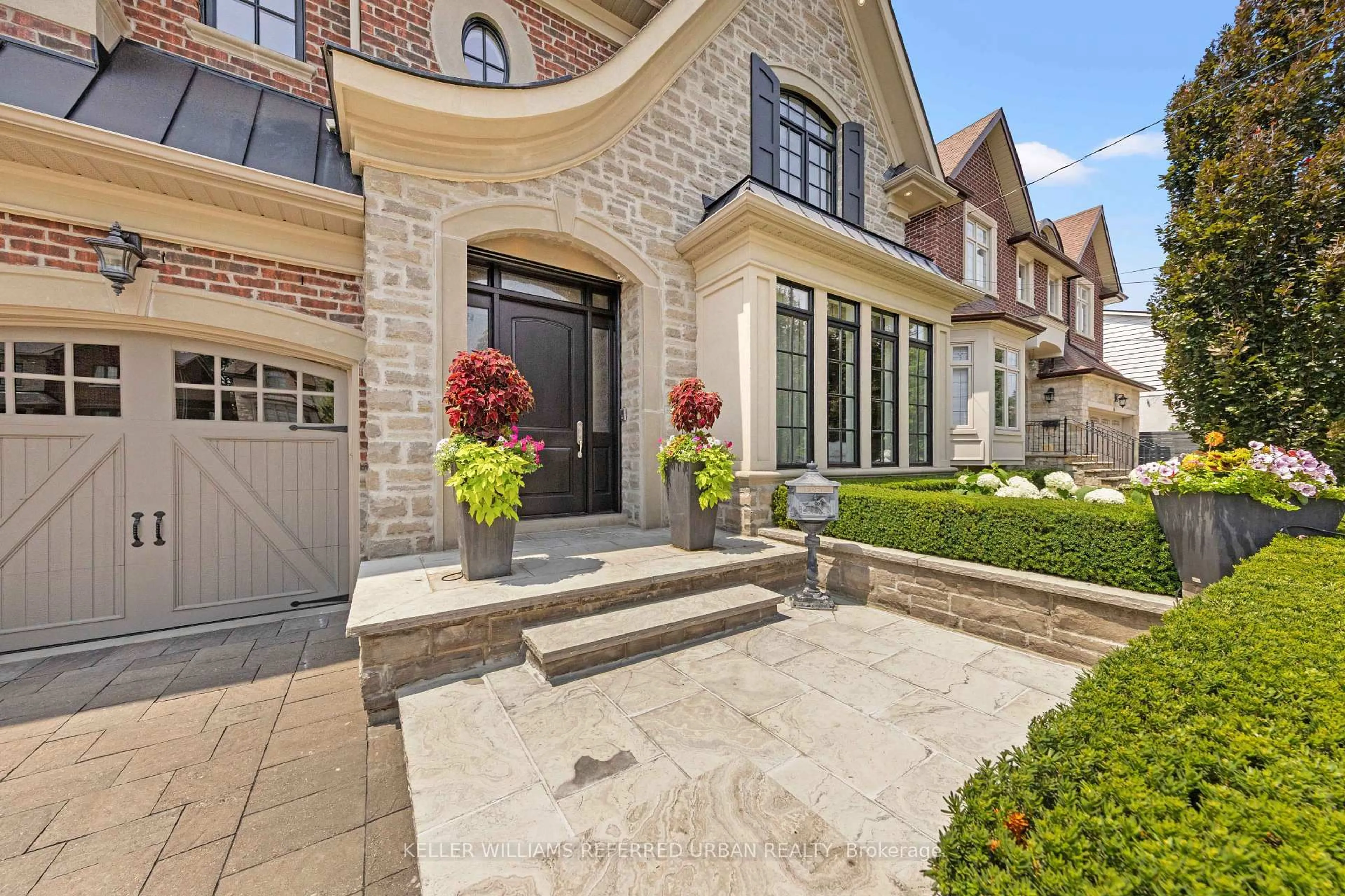 Home with brick exterior material, street for 4 Community Circ, Toronto Ontario M2R 1W5