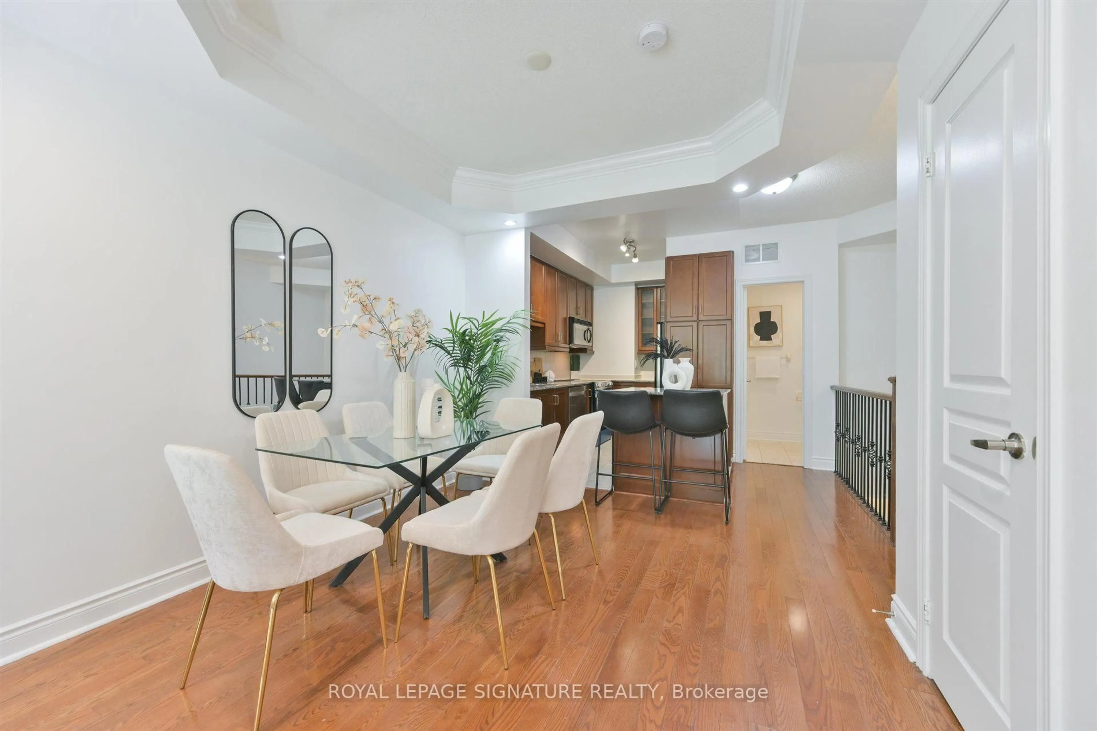Unknown for 70 Byng Ave #24, Toronto Ontario M2N 7L9