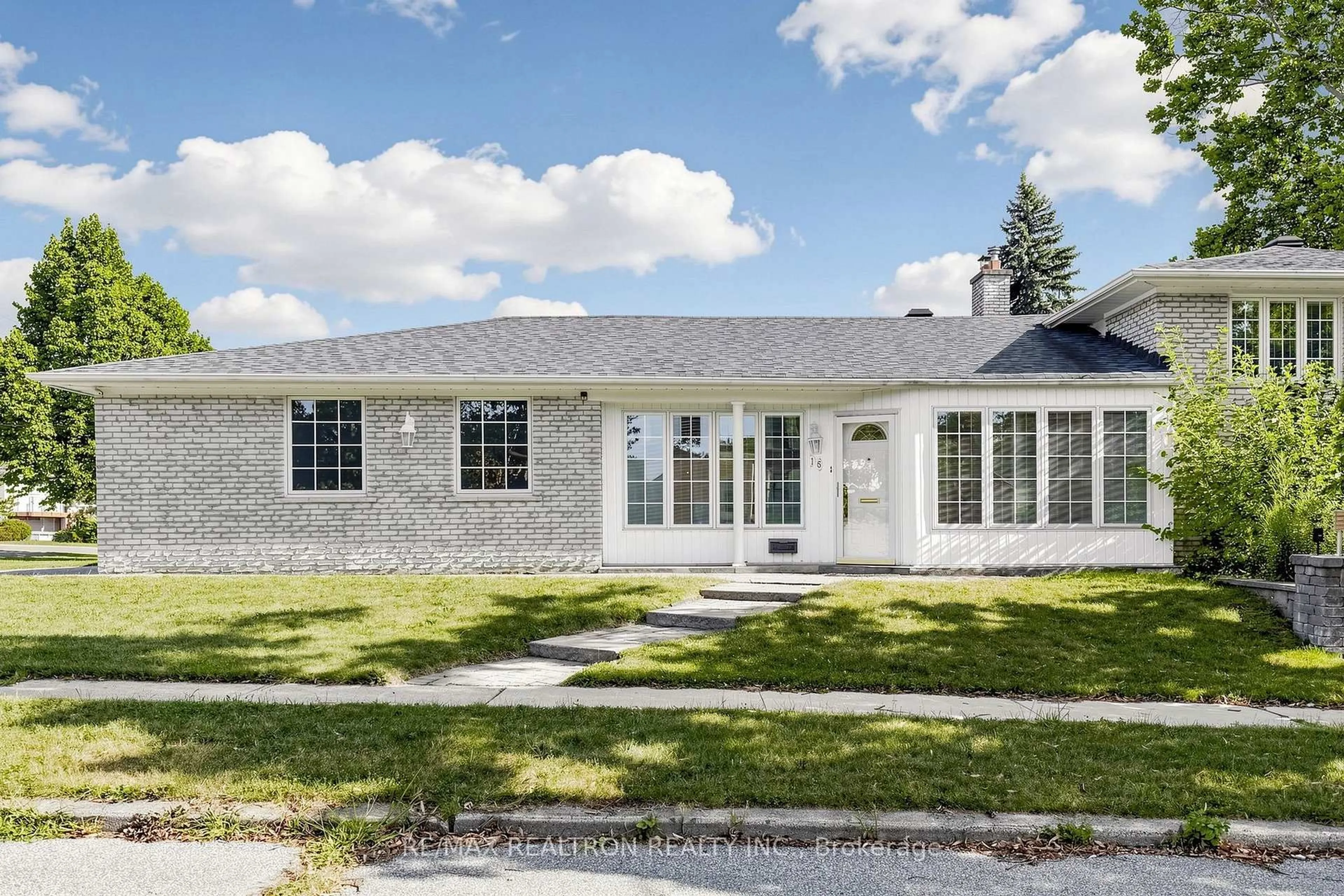 Unknown for 18 Olsen Dr, Toronto Ontario M3A 3J2