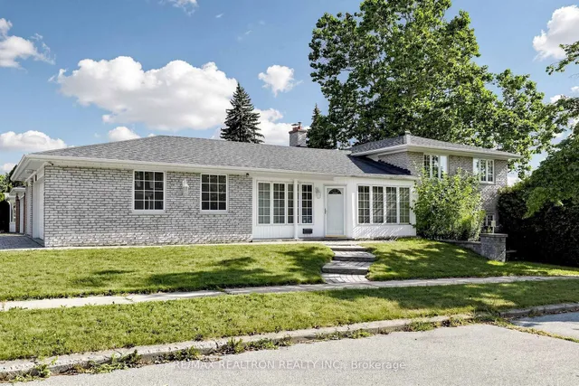 18 Olsen Dr, Toronto 5