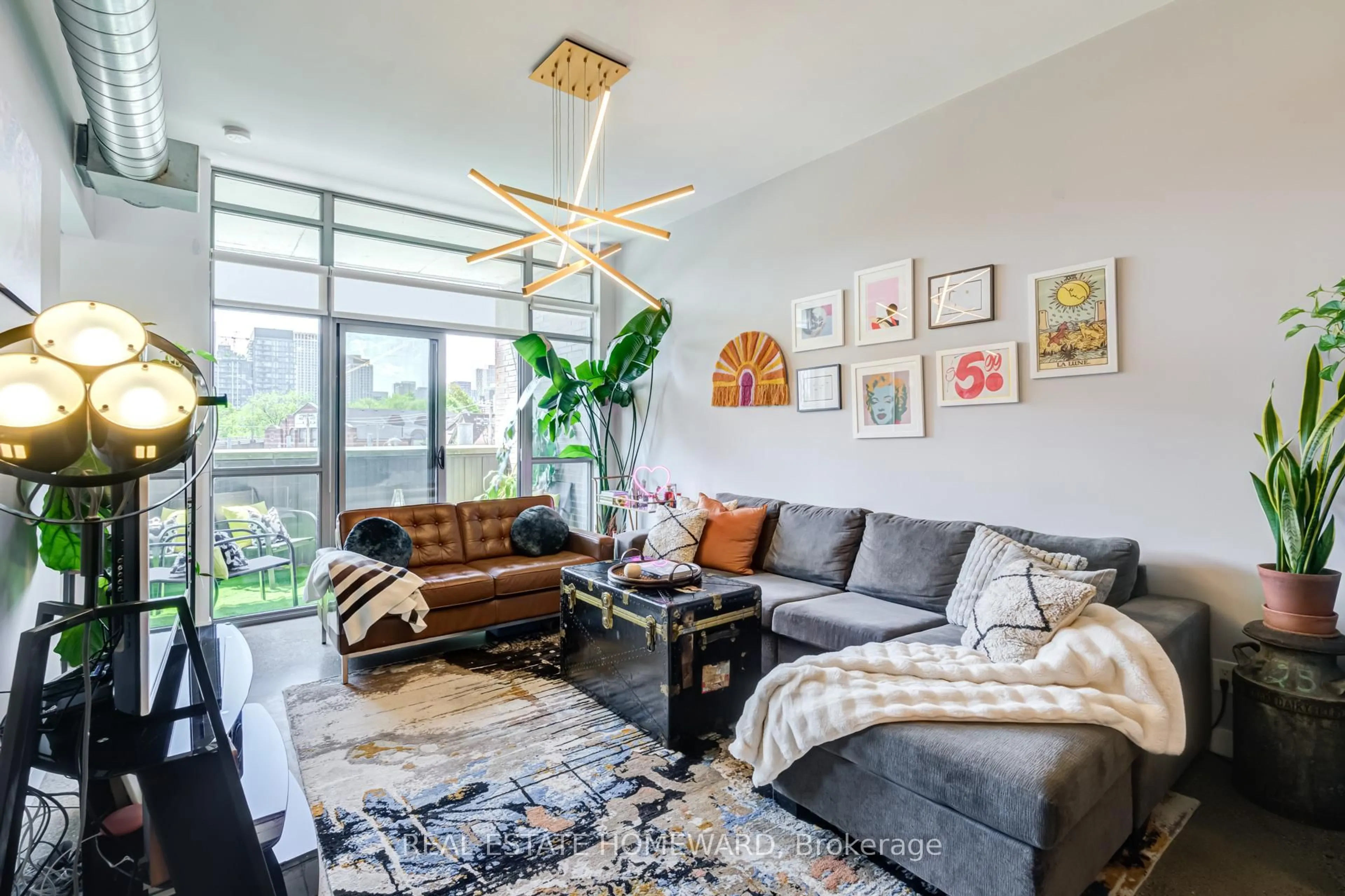 Living room with furniture, unknown for 549 King St #310, Toronto Ontario M5A 1M5