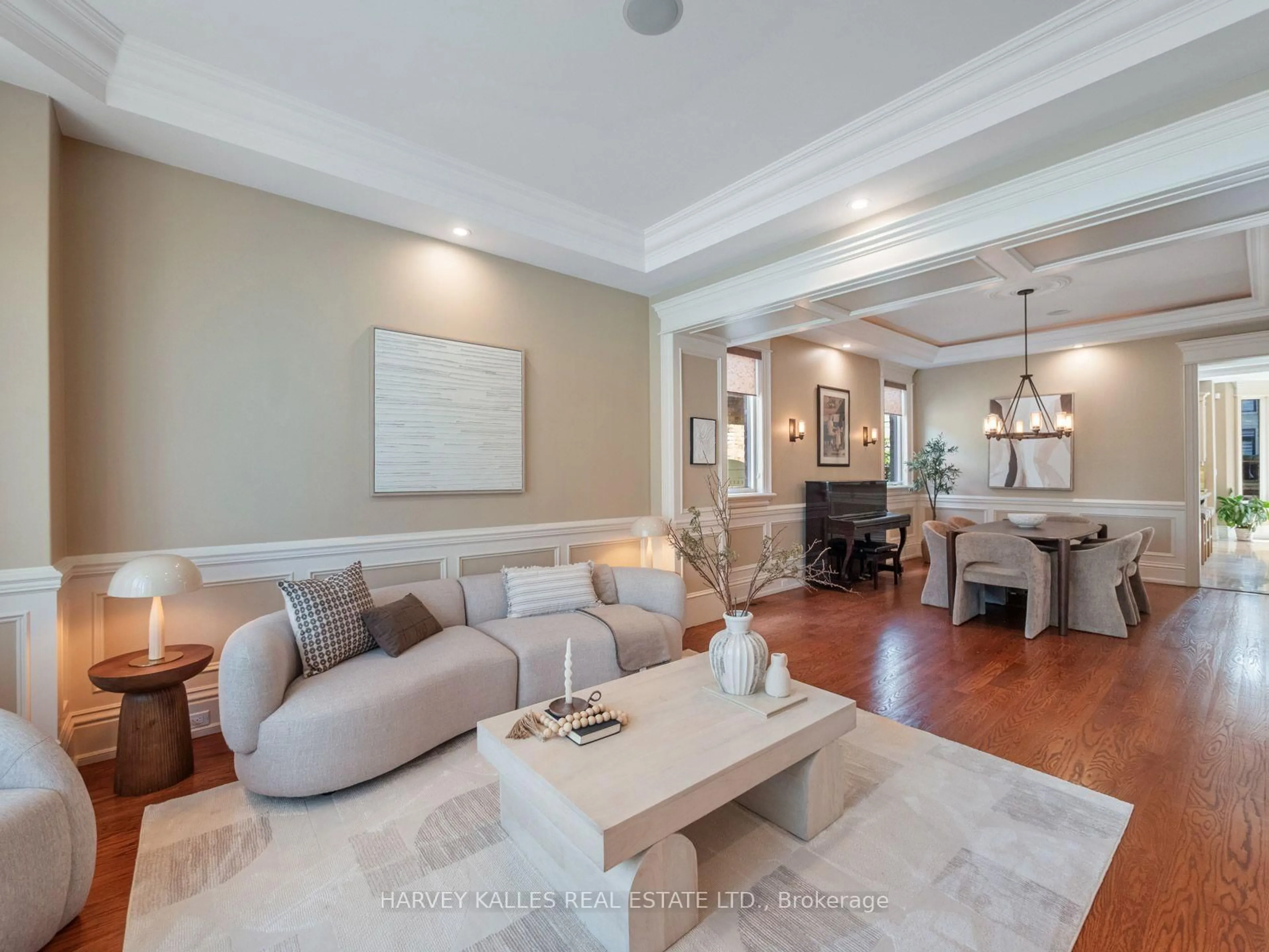 Living room with furniture, unknown for 73 Carmichael Ave, Toronto Ontario M5M 2W8