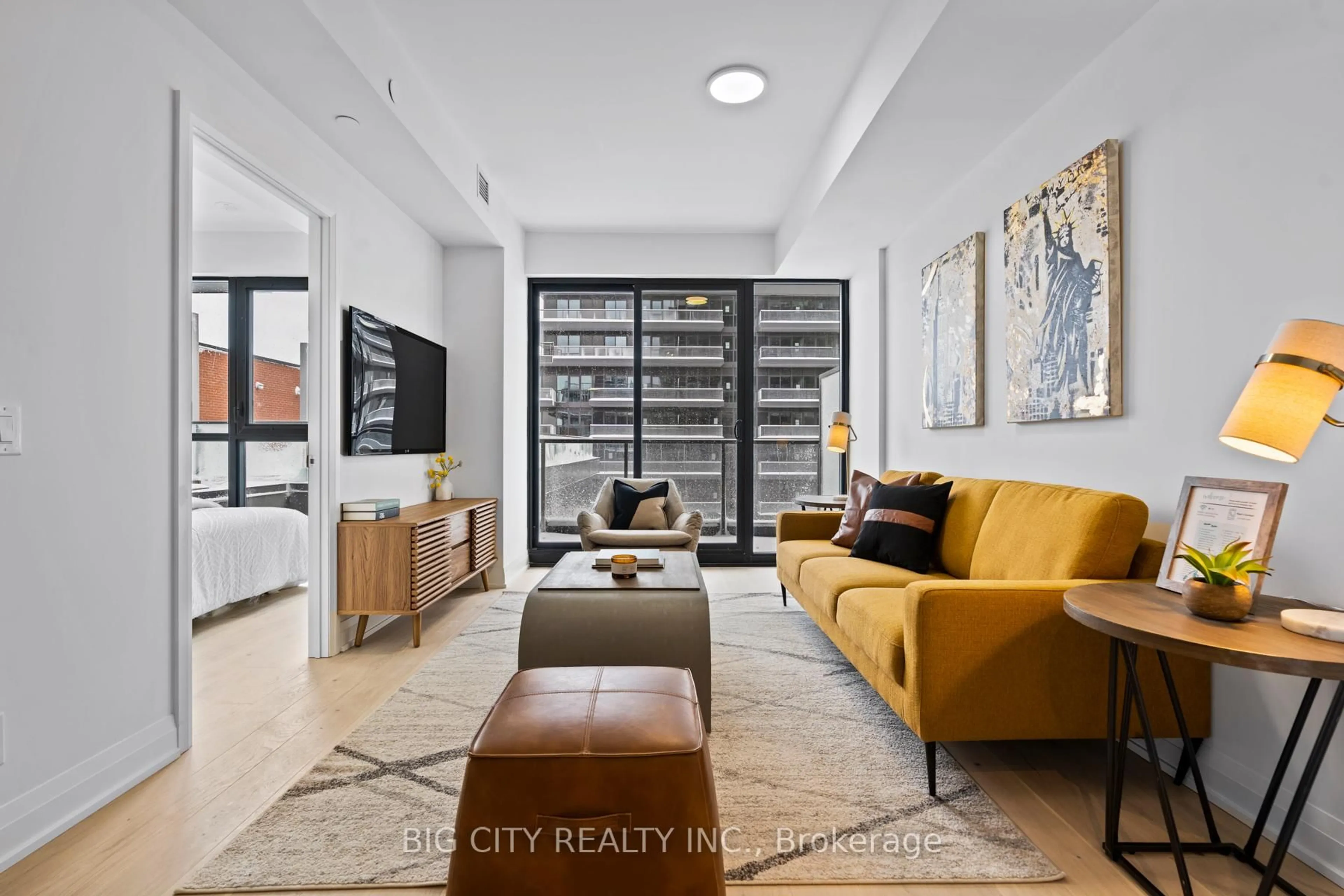 Living room with furniture, unknown for 33 Frederick Todd Way #908, Toronto Ontario M4G 0C9