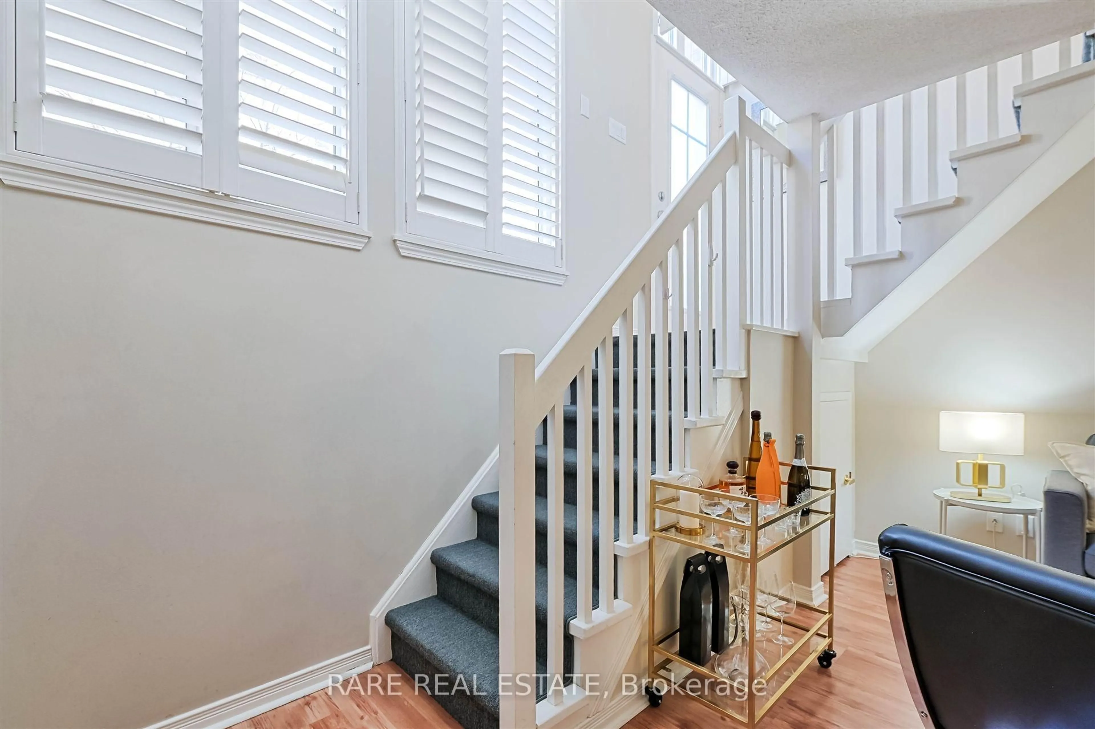 Stairs for 38 Western Battery Rd #612, Toronto Ontario M6K 3N9