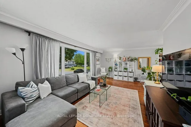 34 Clifton Ave, Toronto 5