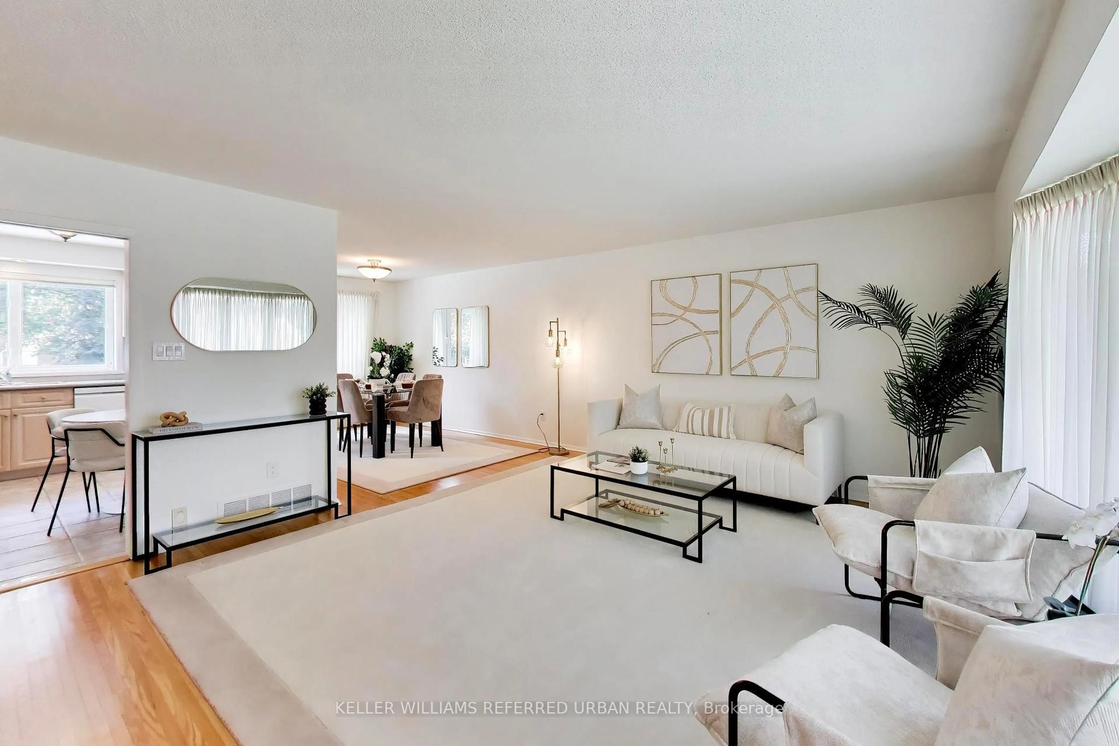 Living room with furniture, unknown for 22 Crossbow Cres, Toronto Ontario M2J 3M4