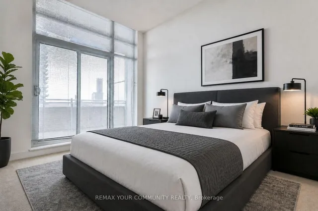 8 Scollard St #Ph 201, Toronto 3