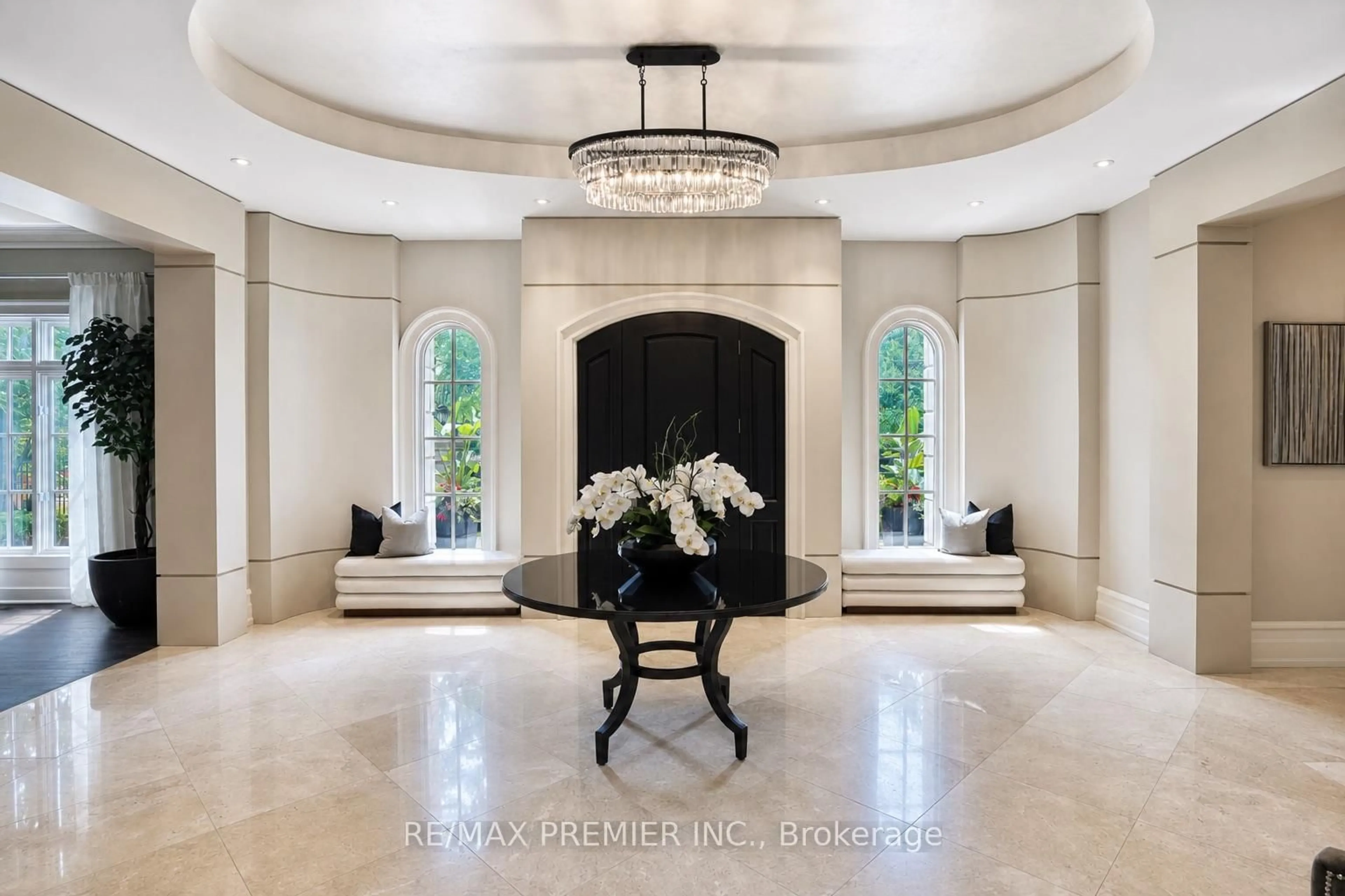 Indoor foyer for 6 The Bridle Path, Toronto Ontario M2L 1C8