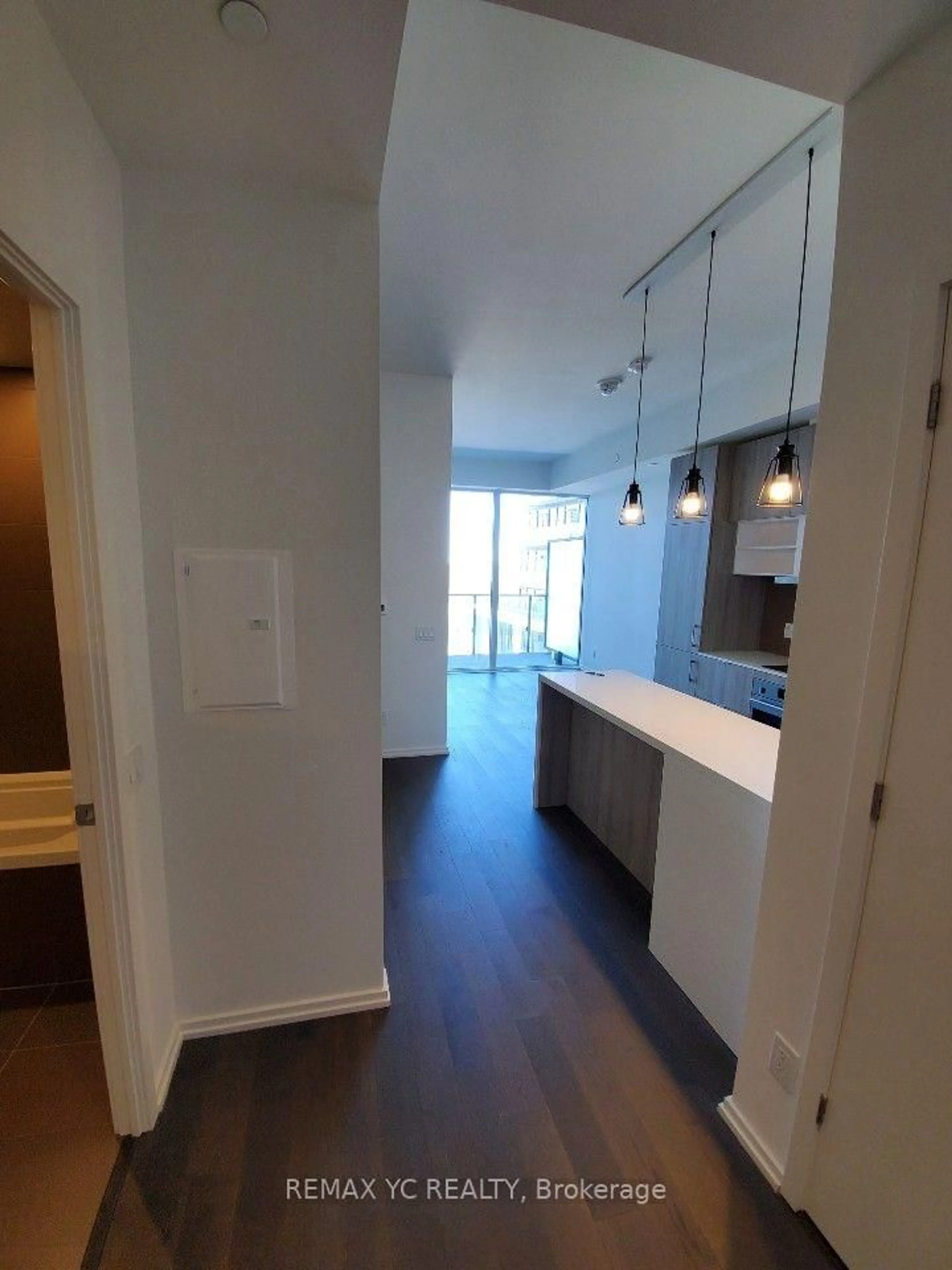Unknown for 8 Hillsdale Ave #1540, Toronto Ontario M4S 1T5