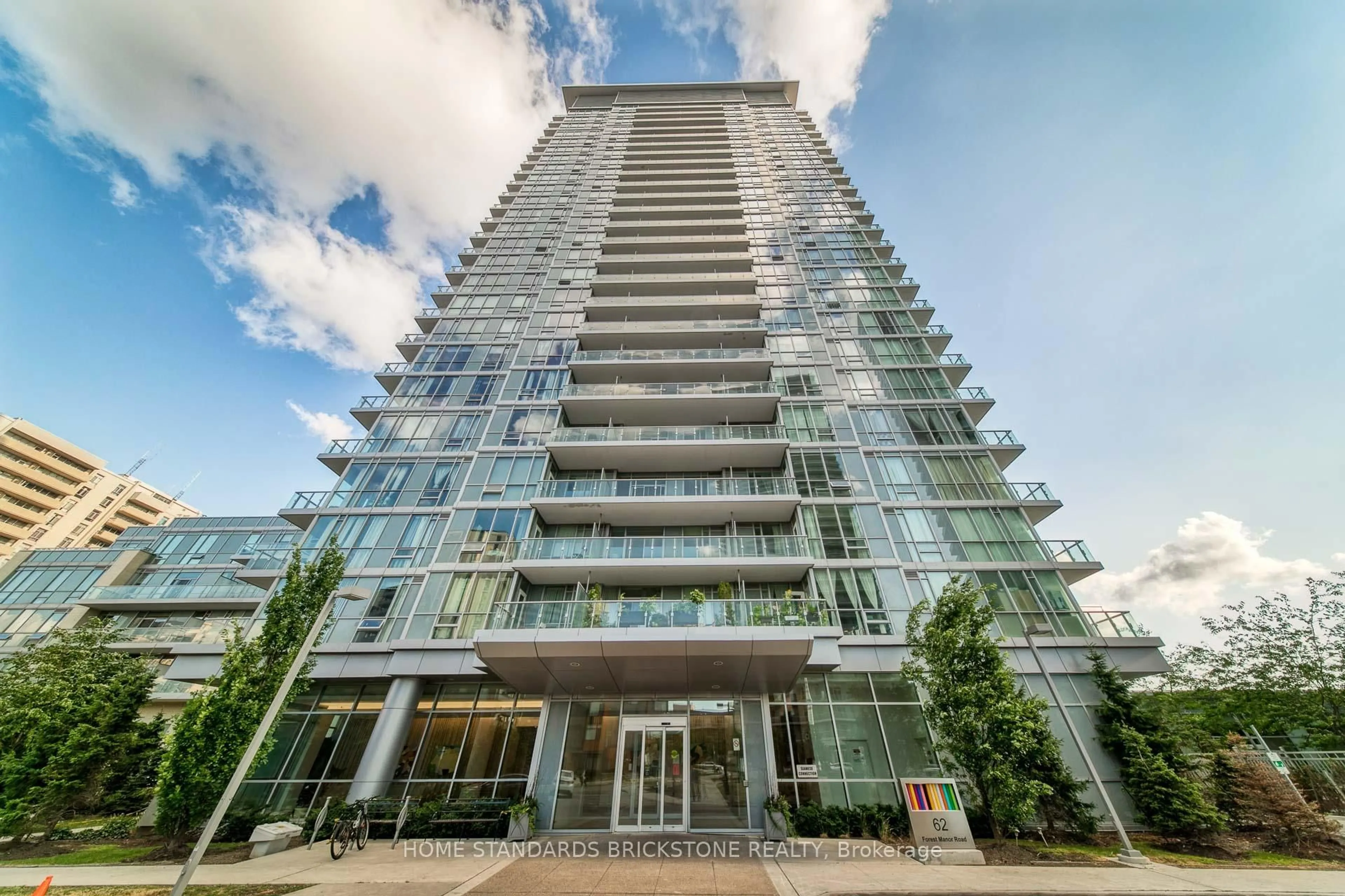 Indoor foyer for 66 Forest Manor Rd #1201, Toronto Ontario M2J 0B7