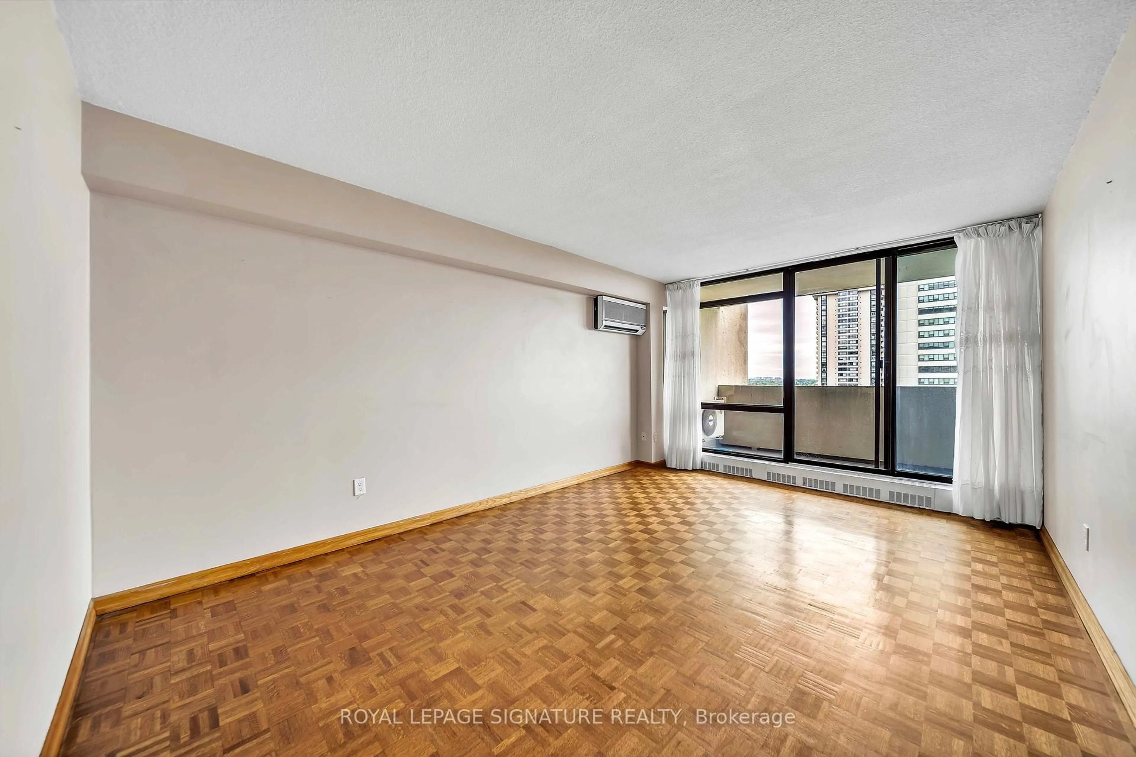 A pic of a room for 3300 Don Mills Rd #1506, Toronto Ontario M2J 4X7