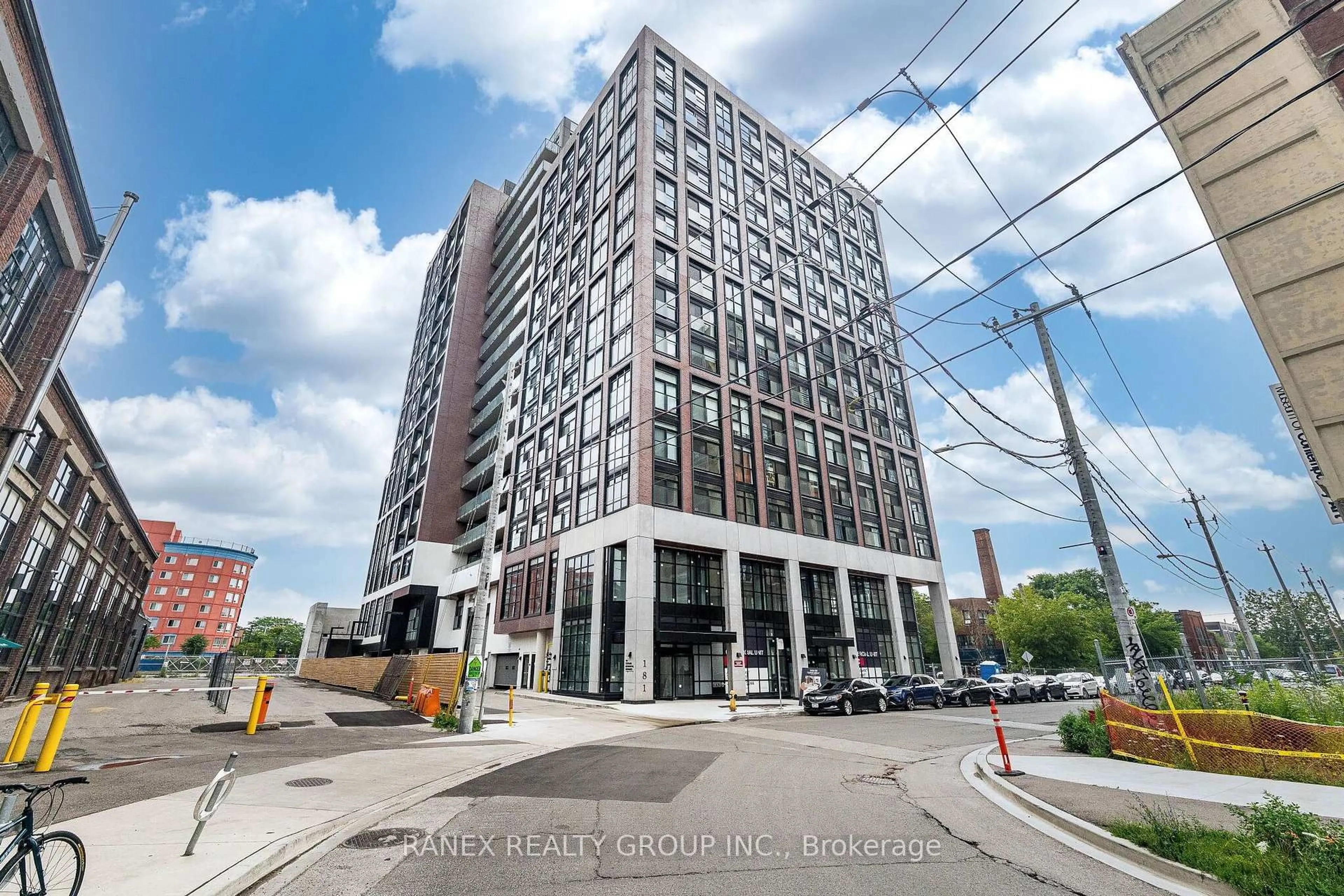 Unknown for 181 Sterling Rd #919, Toronto Ontario M9R 2B2