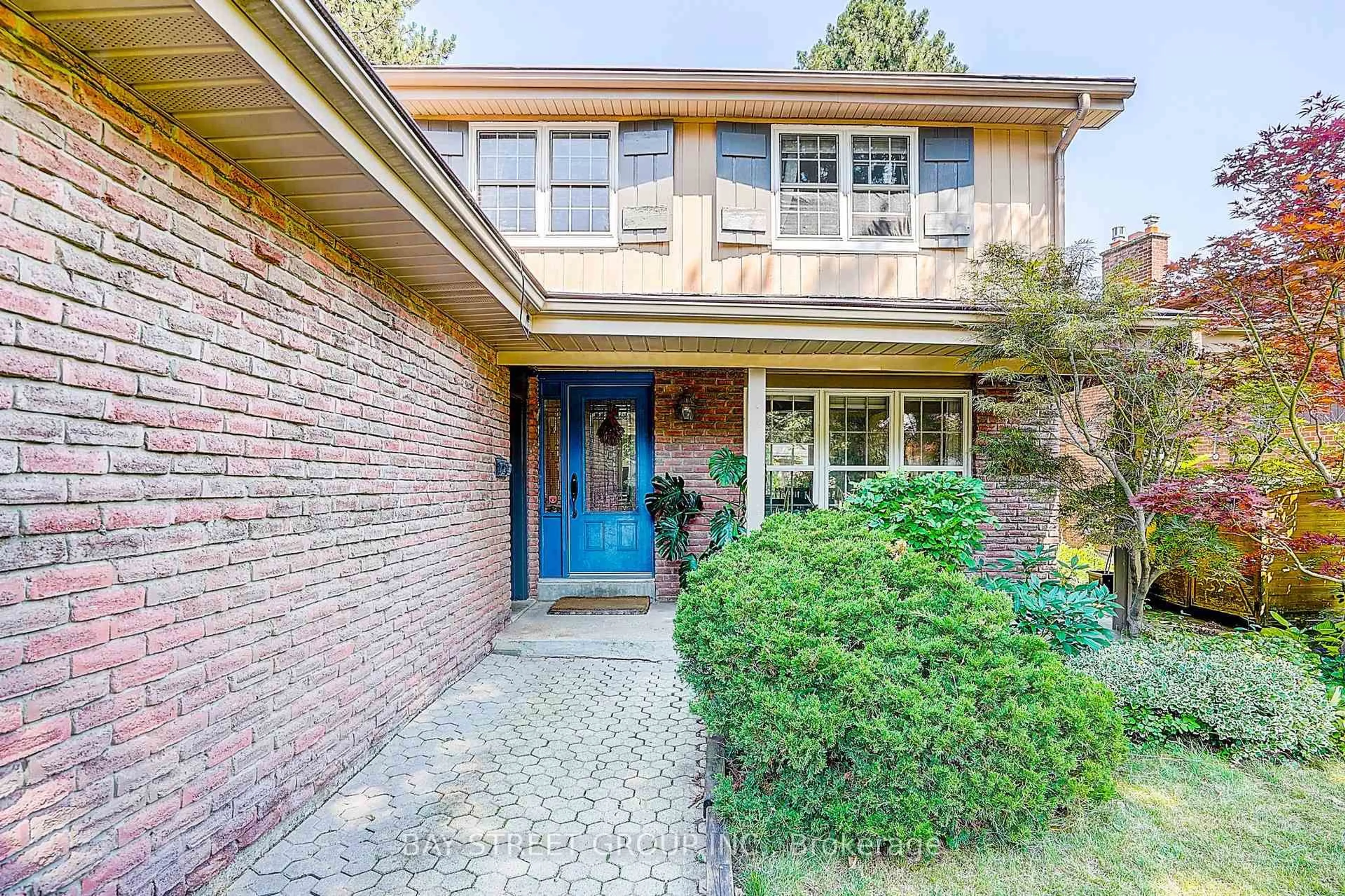 Home with brick exterior material, street for 6 Caravan Dr, Toronto Ontario M3B 1N1