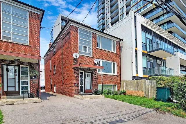 80 Lanark Ave, Toronto 3