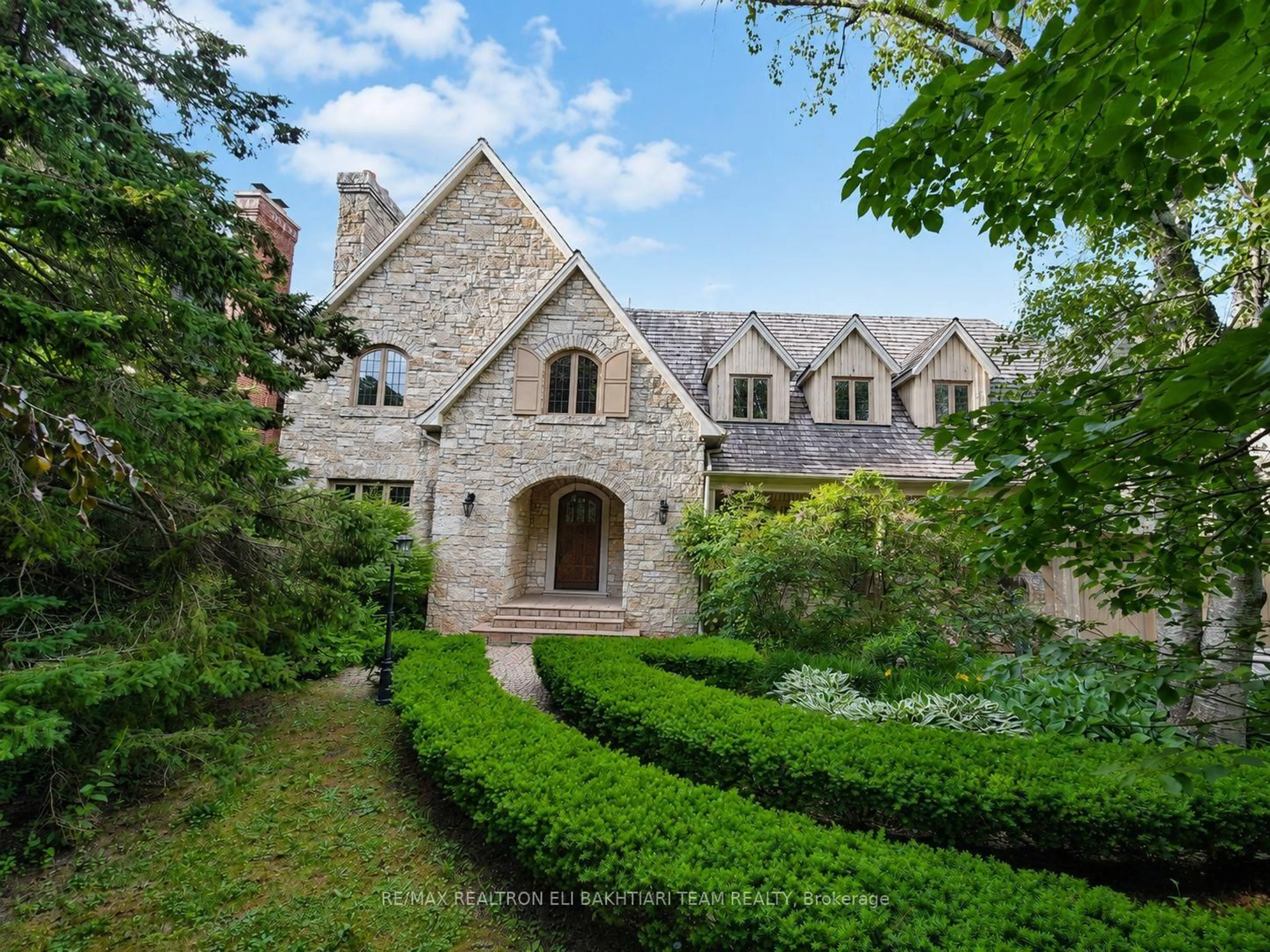 Home with brick exterior material, street for 14 St Margarets Dr, Toronto Ontario M4N 3E5
