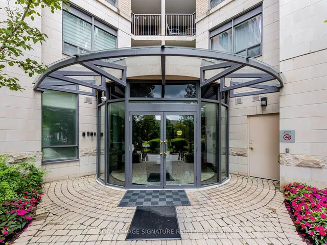 16 Dallimore Circ #220, Toronto 2