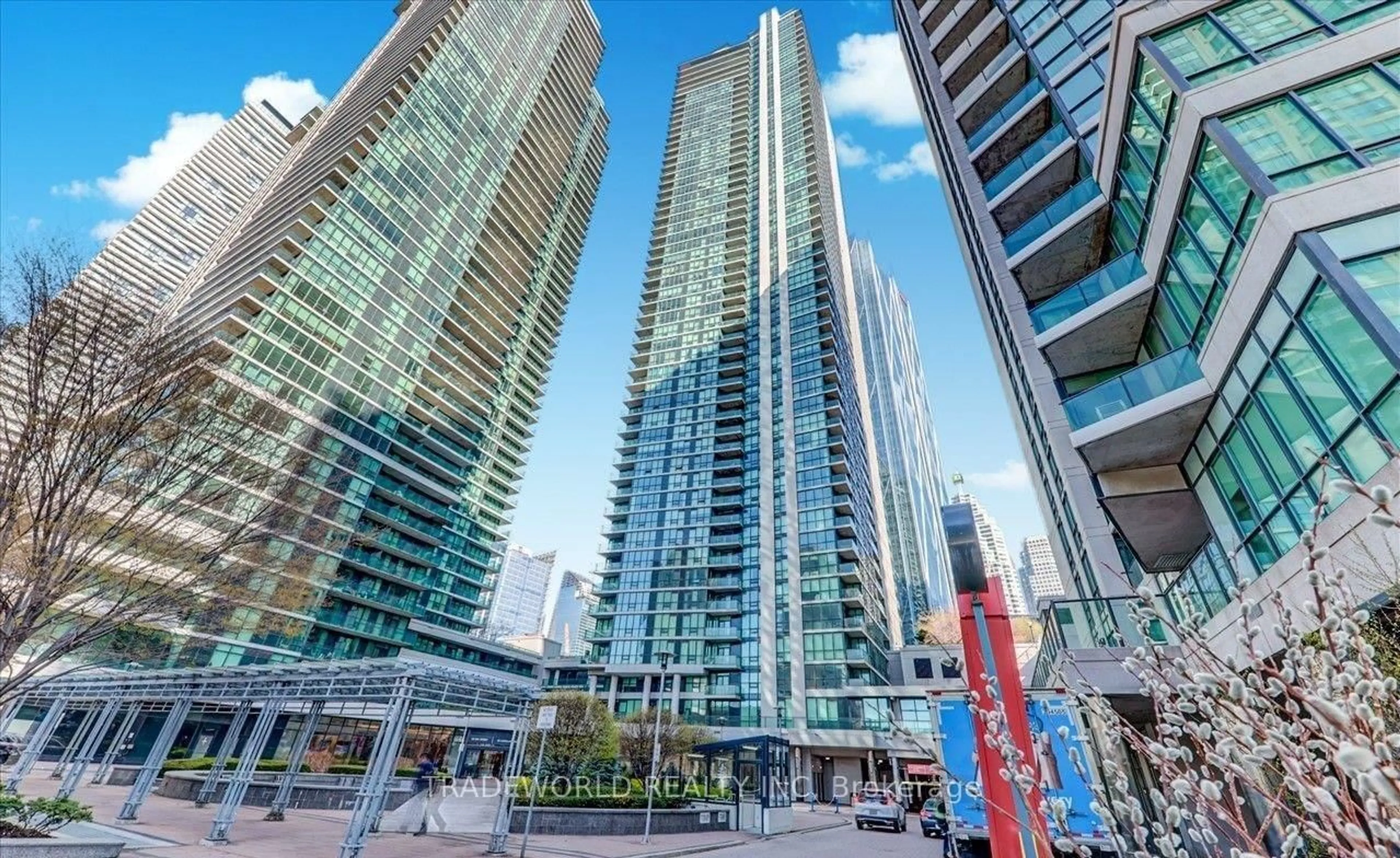 Unknown for 33 Bay St #5003, Toronto Ontario M5J 2Z3