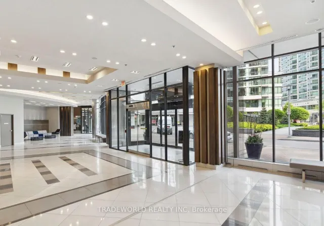 33 Bay St #5003, Toronto 4