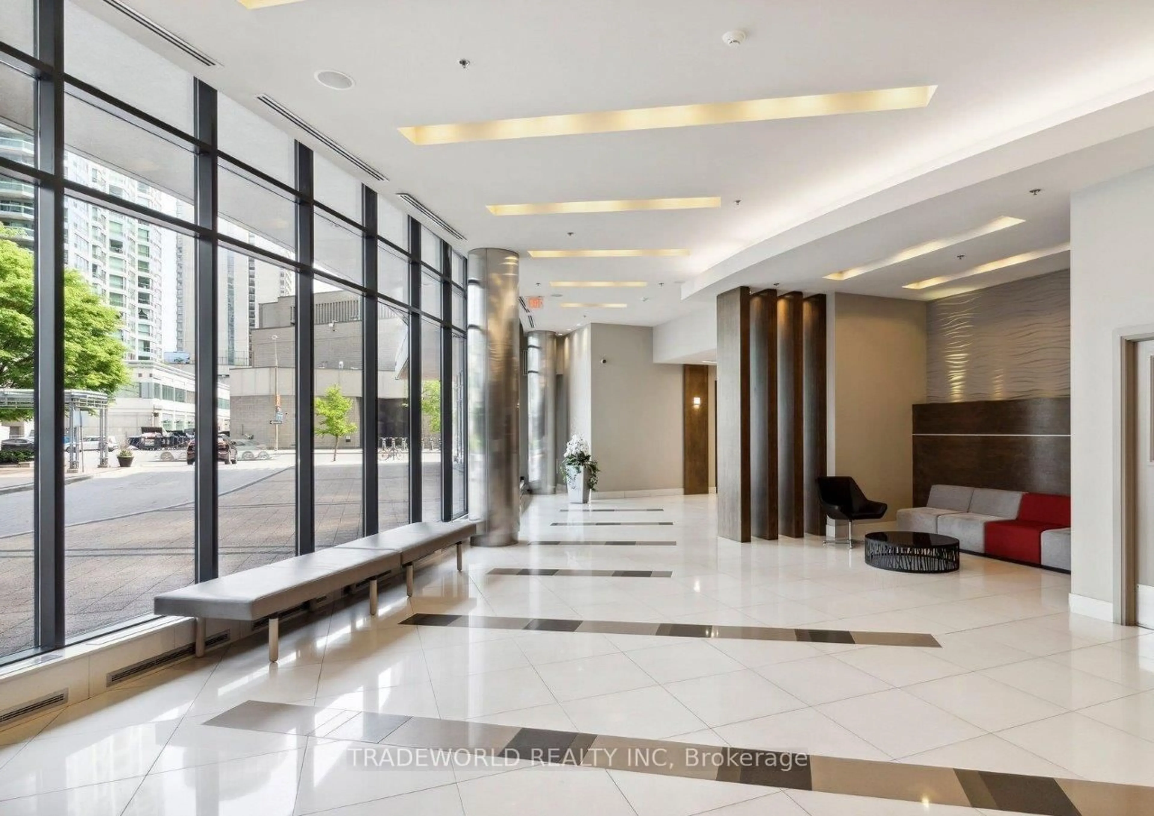 Lobby for 33 Bay St #5003, Toronto Ontario M5J 2Z3