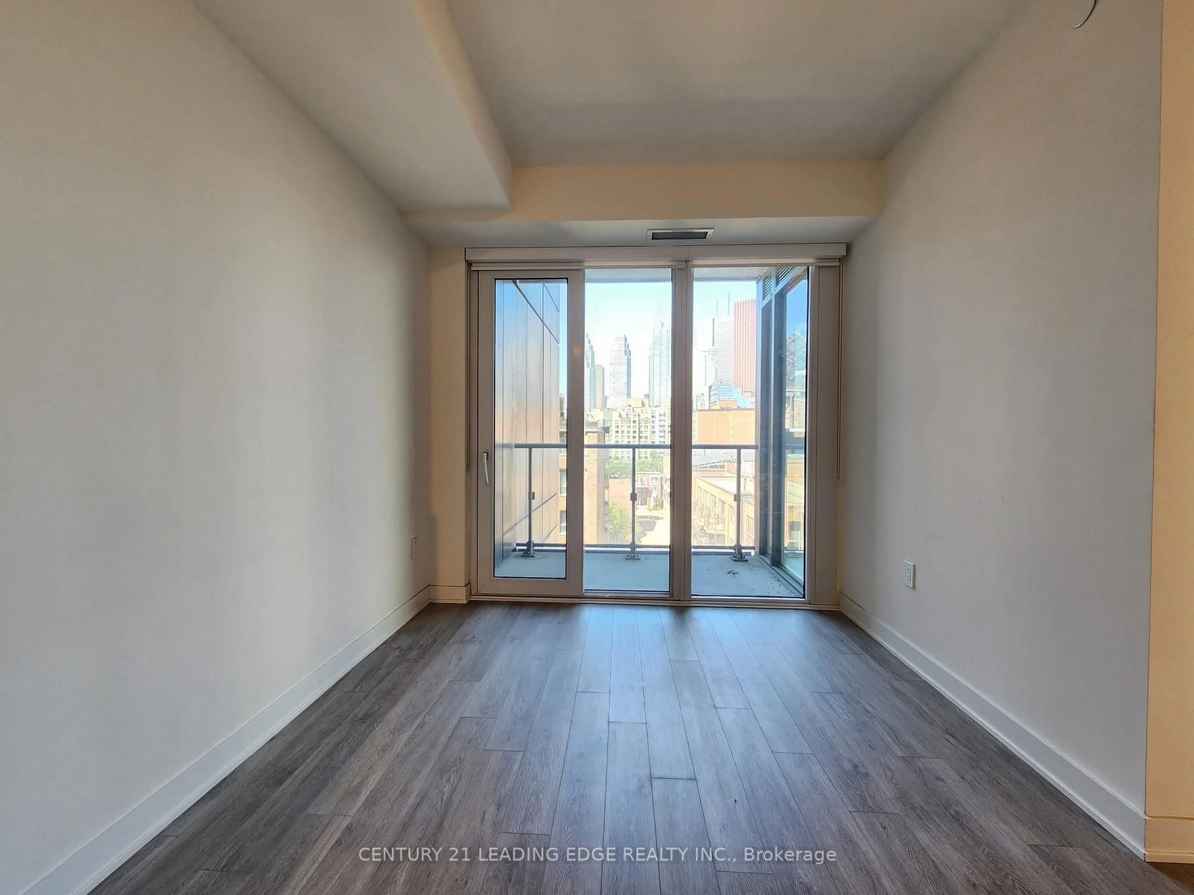 A pic of a room for 135 Lower Sherbourne St #565, Toronto Ontario M5A 1Y4