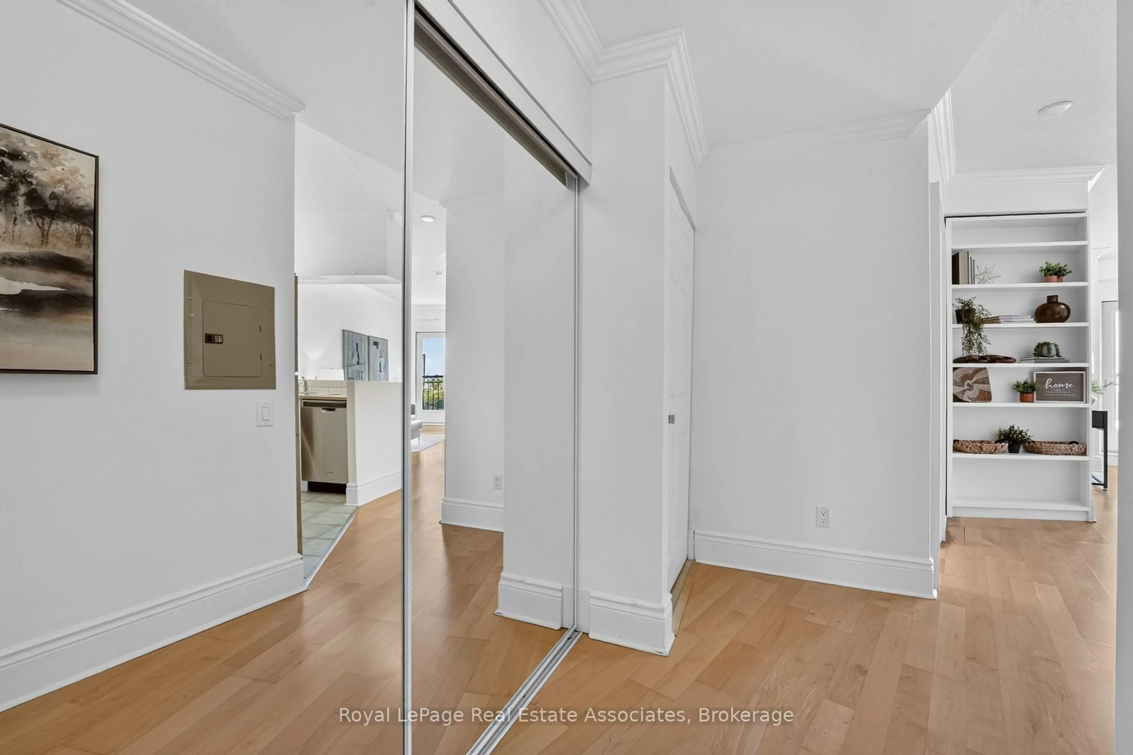 Unknown for 115 Richmond St #1006, Toronto Ontario M5C 3H6