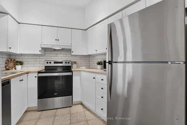 115 Richmond St #1006, Toronto 5