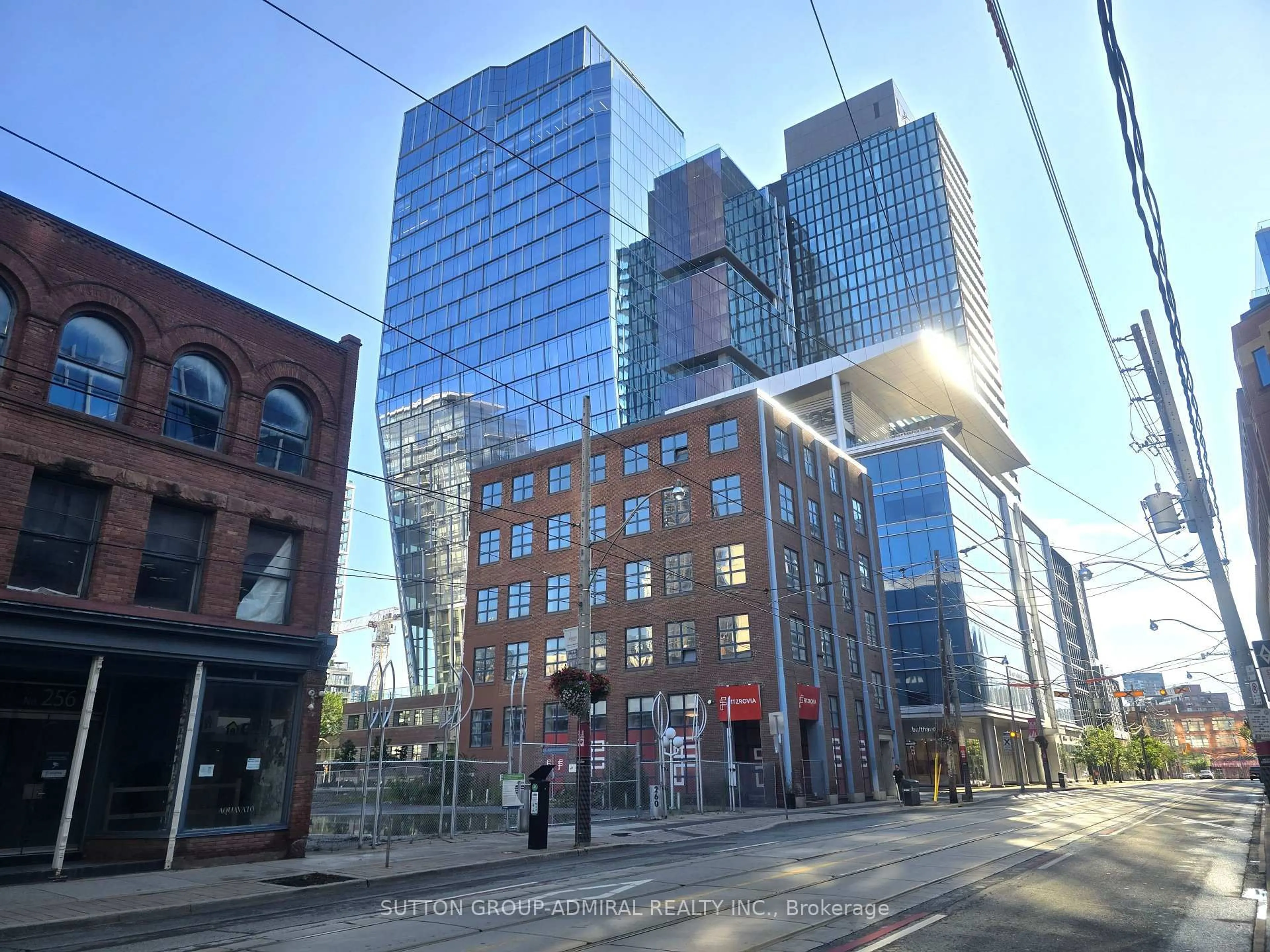 Unknown for 284 King St #2202, Toronto Ontario M5A 1K4