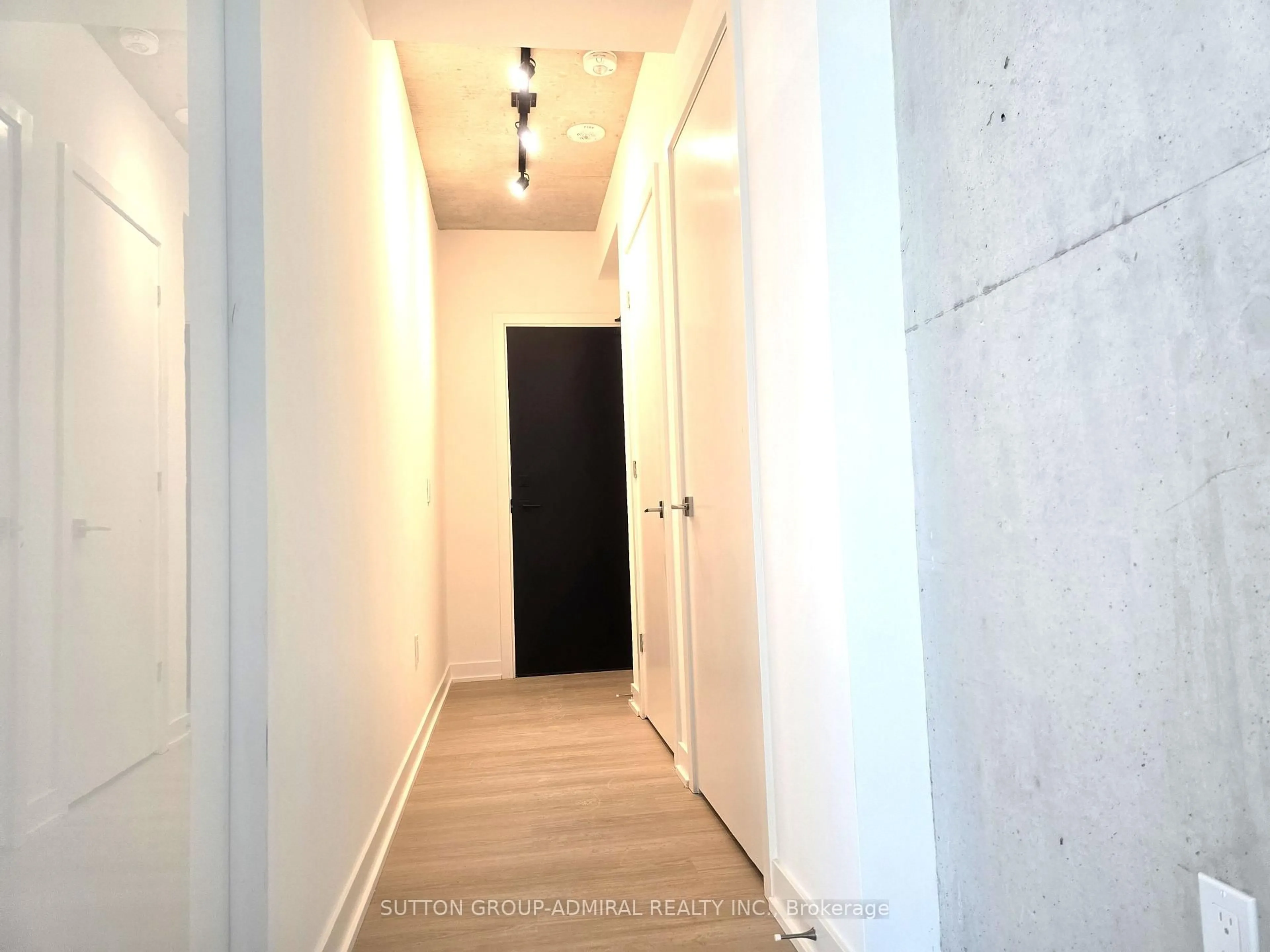 Unknown for 284 King St #2202, Toronto Ontario M5A 1K4