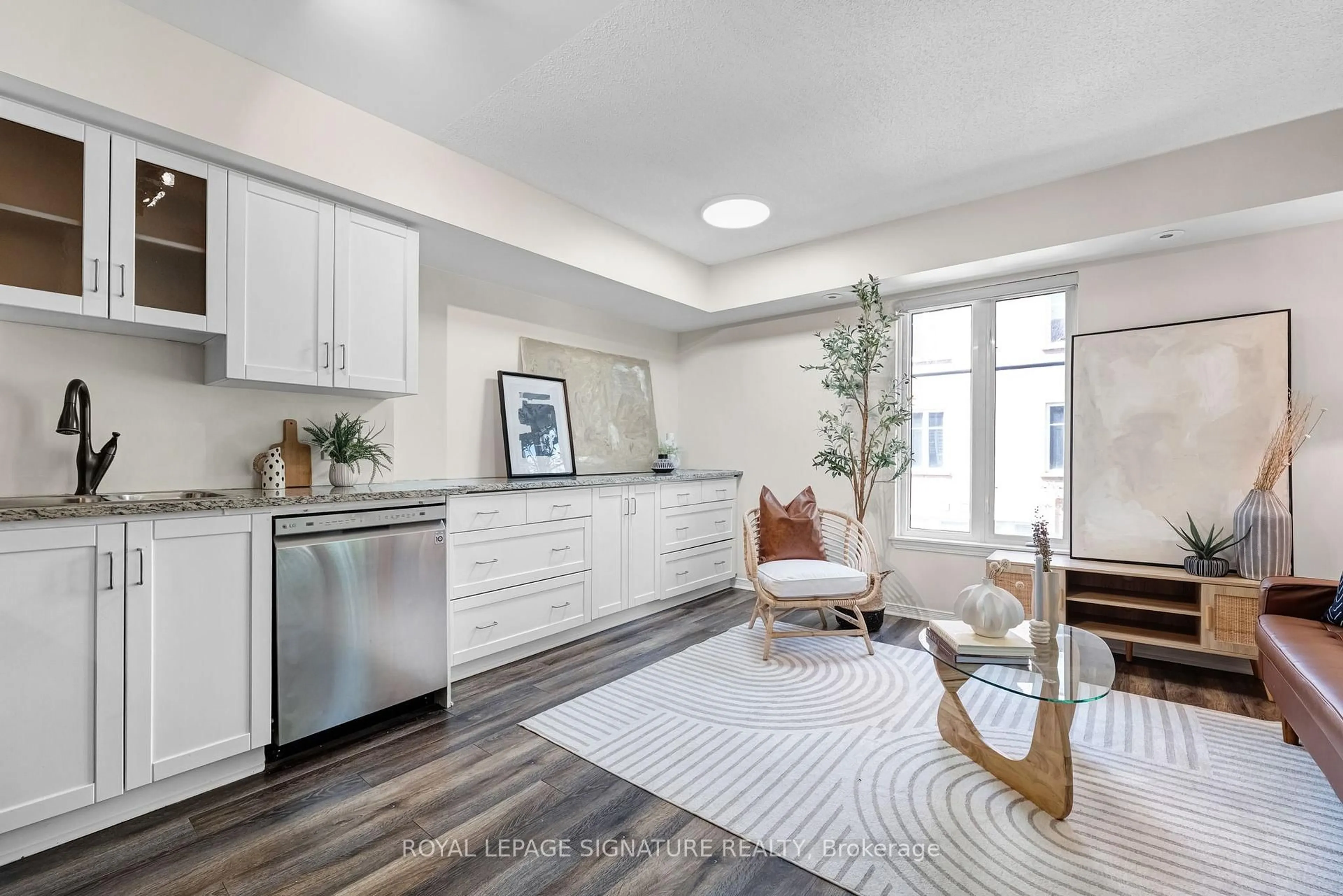 Open concept kitchen, unknown for 30 Western Battery Rd #343, Toronto Ontario M6K 3N9