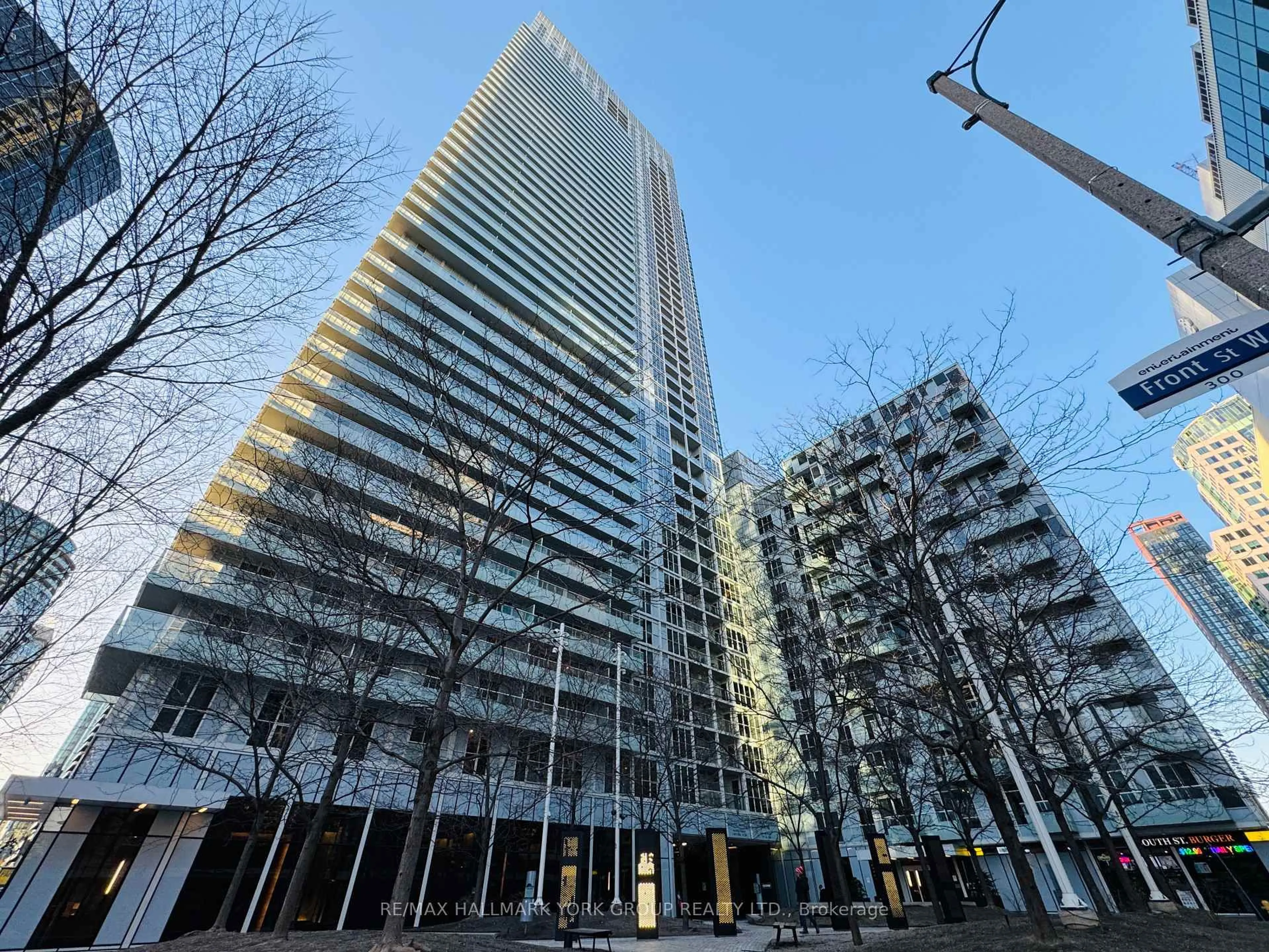 Unknown for 300 Front St #3507, Toronto Ontario M5V 0E9