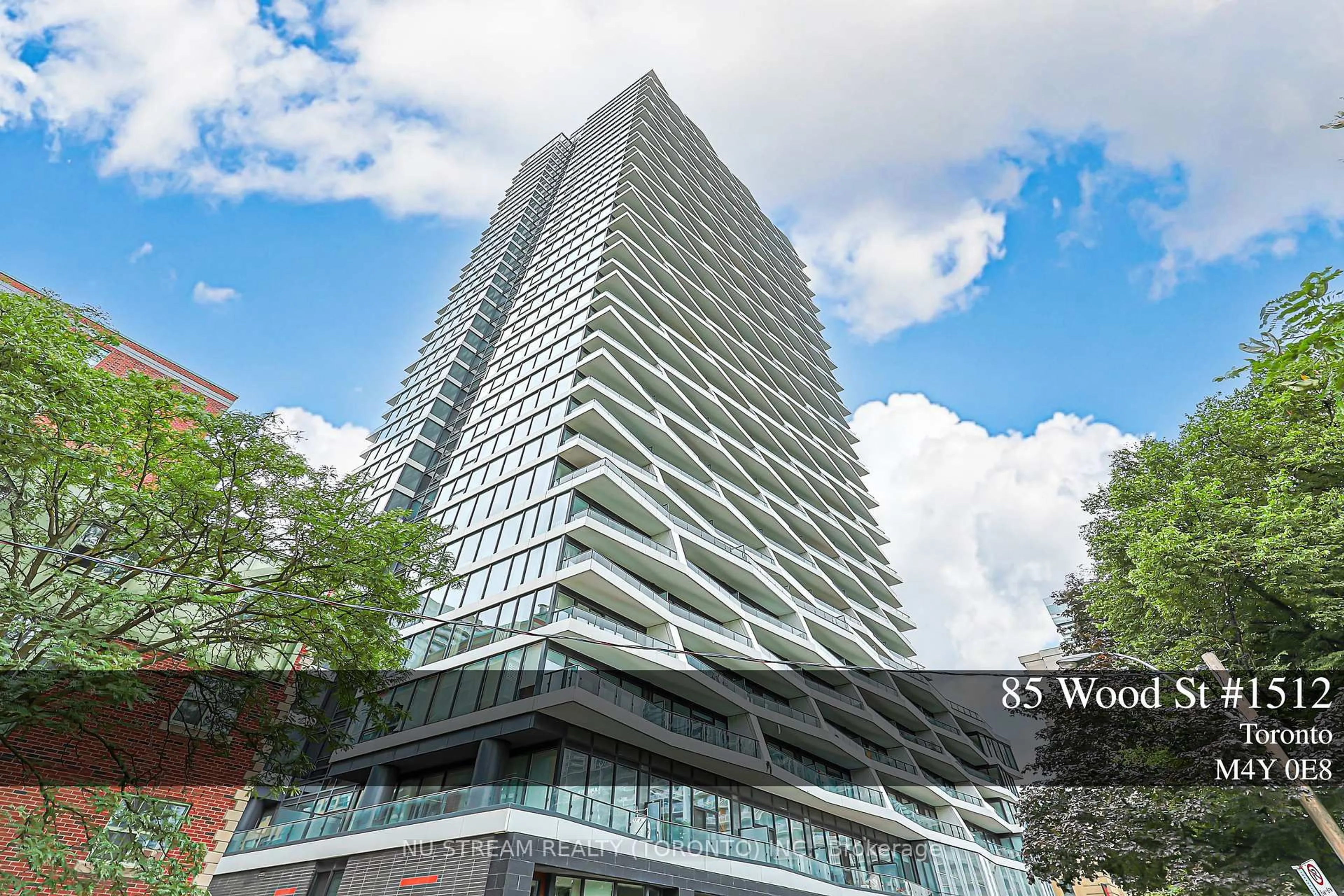 Indoor foyer for 85 Wood St #1512, Toronto Ontario M4Y 0E8